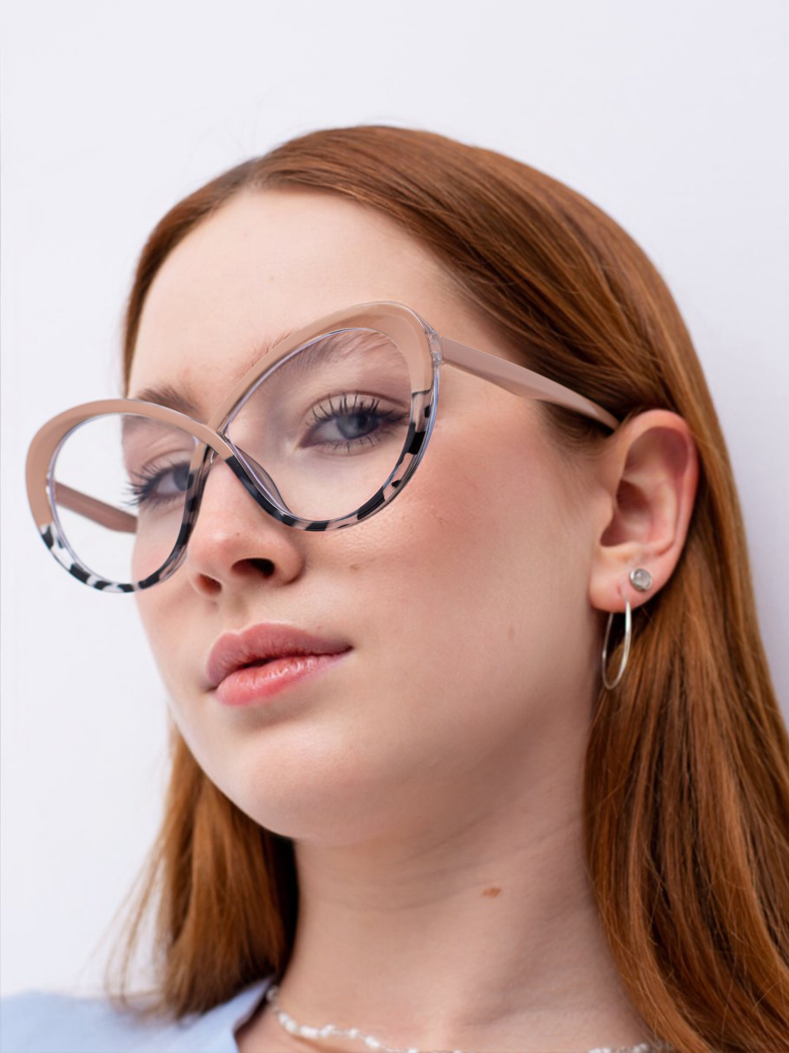 Анна - модель для маркетплейсов. ТМ Продакшн — Съемка для маркетплейсов в Москве