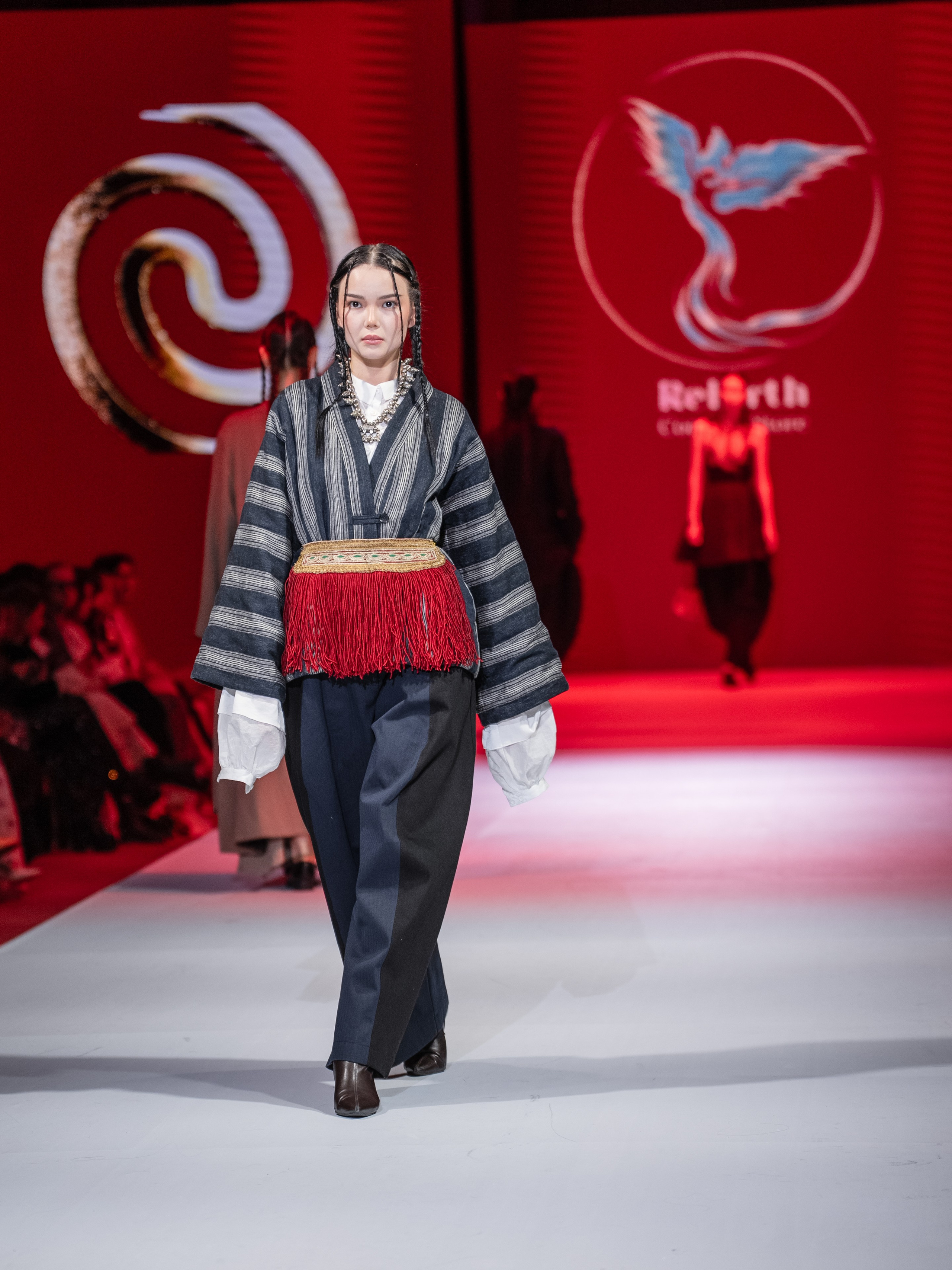 EURASIAN FASHION WEEK Reberth. Сайт Алматинского НЮ АРТ, будуар и фэшн фотографа Дениса Карпенко