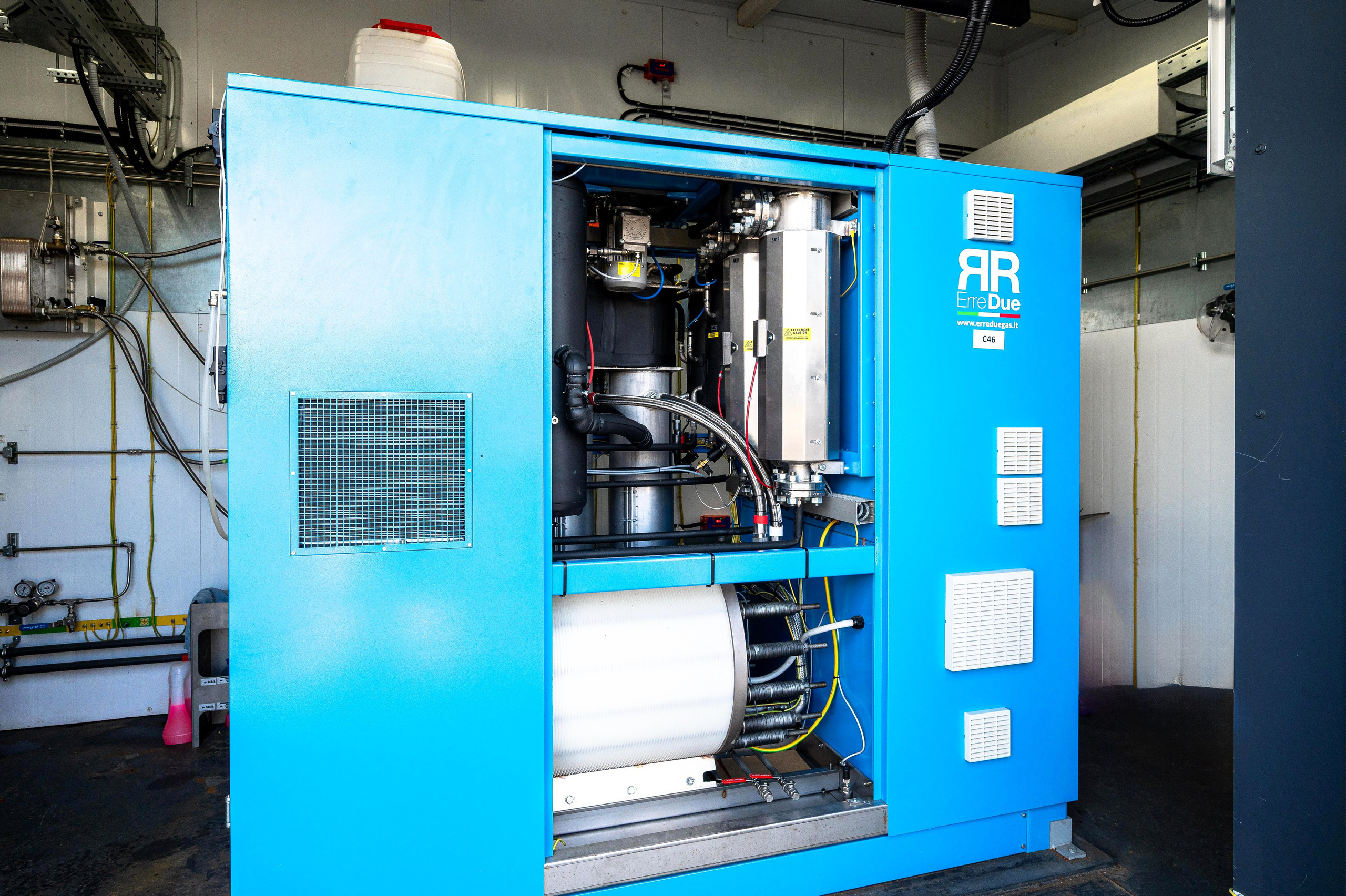 Промышленный фотограф. Интерьерный фотограф. Фото- видеосъемка недвижимости Санкт-Петербург