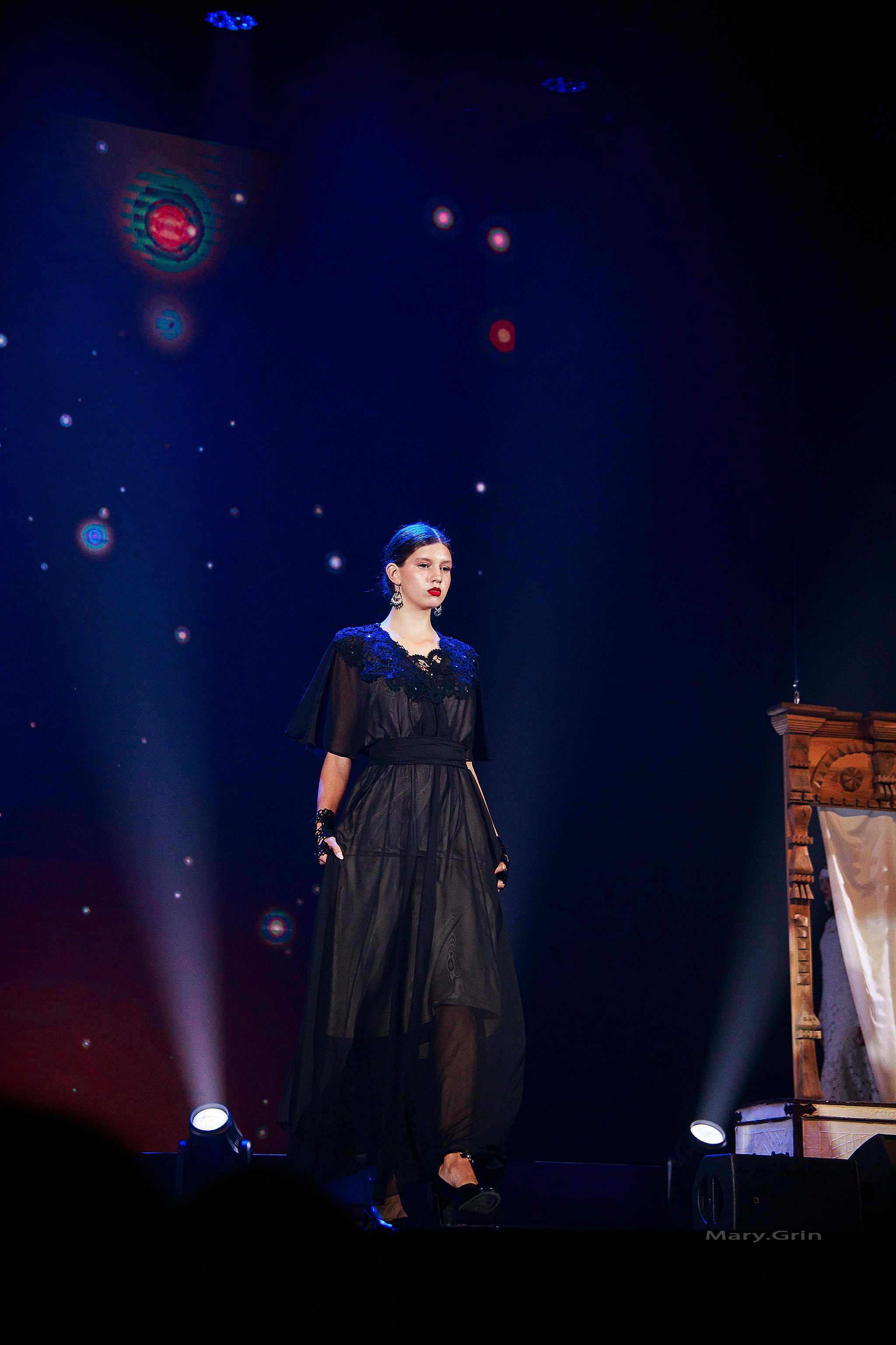 Подиумный спектакль «стиль Надежды» 2025. Детский и семейный фотограф, фотограф мероприятий Нижний Новгород