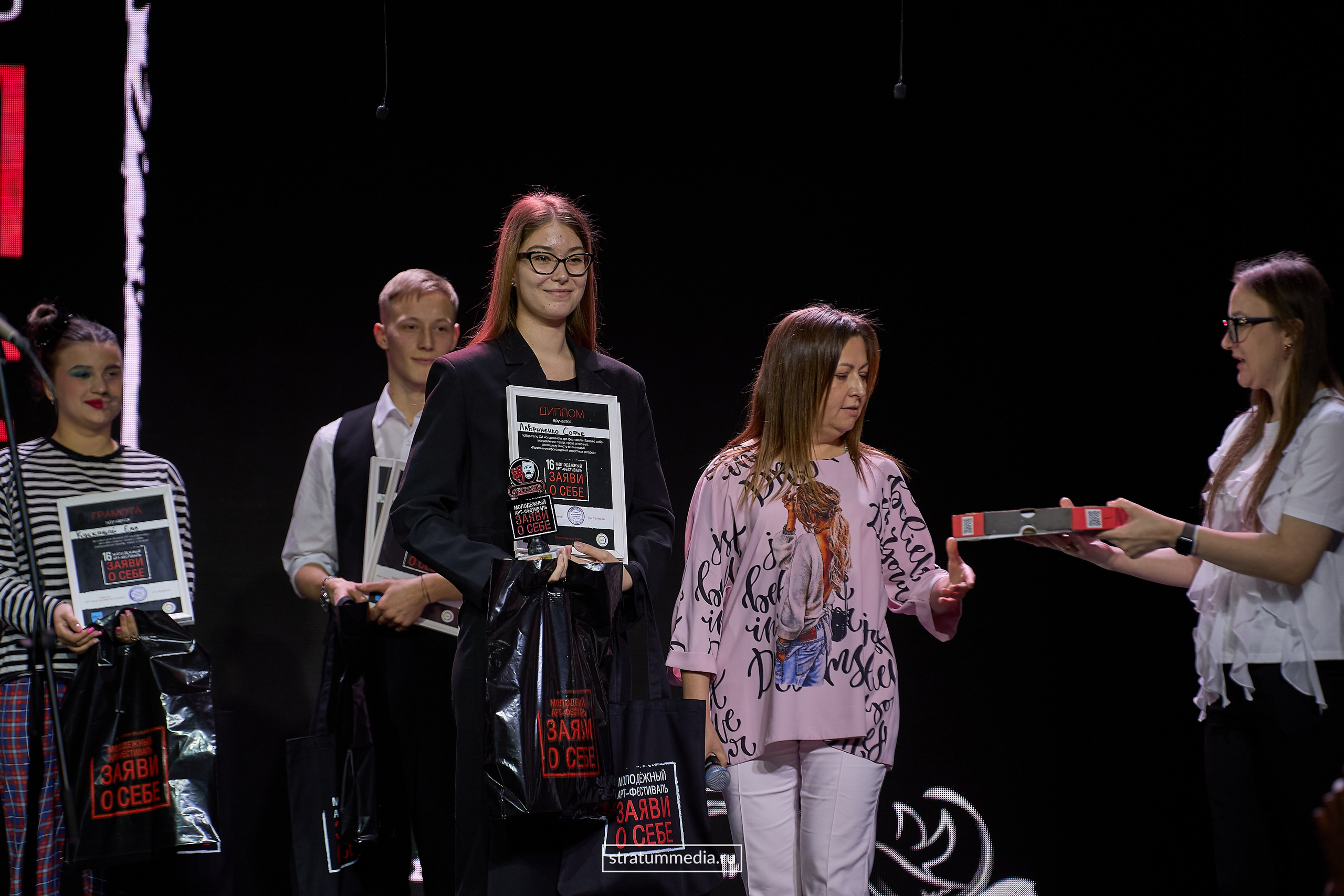 Заяви о себе: Театр, проза и поэзия (фото stratummedia.ru). Stratum Media — Фото-Видео Съемки