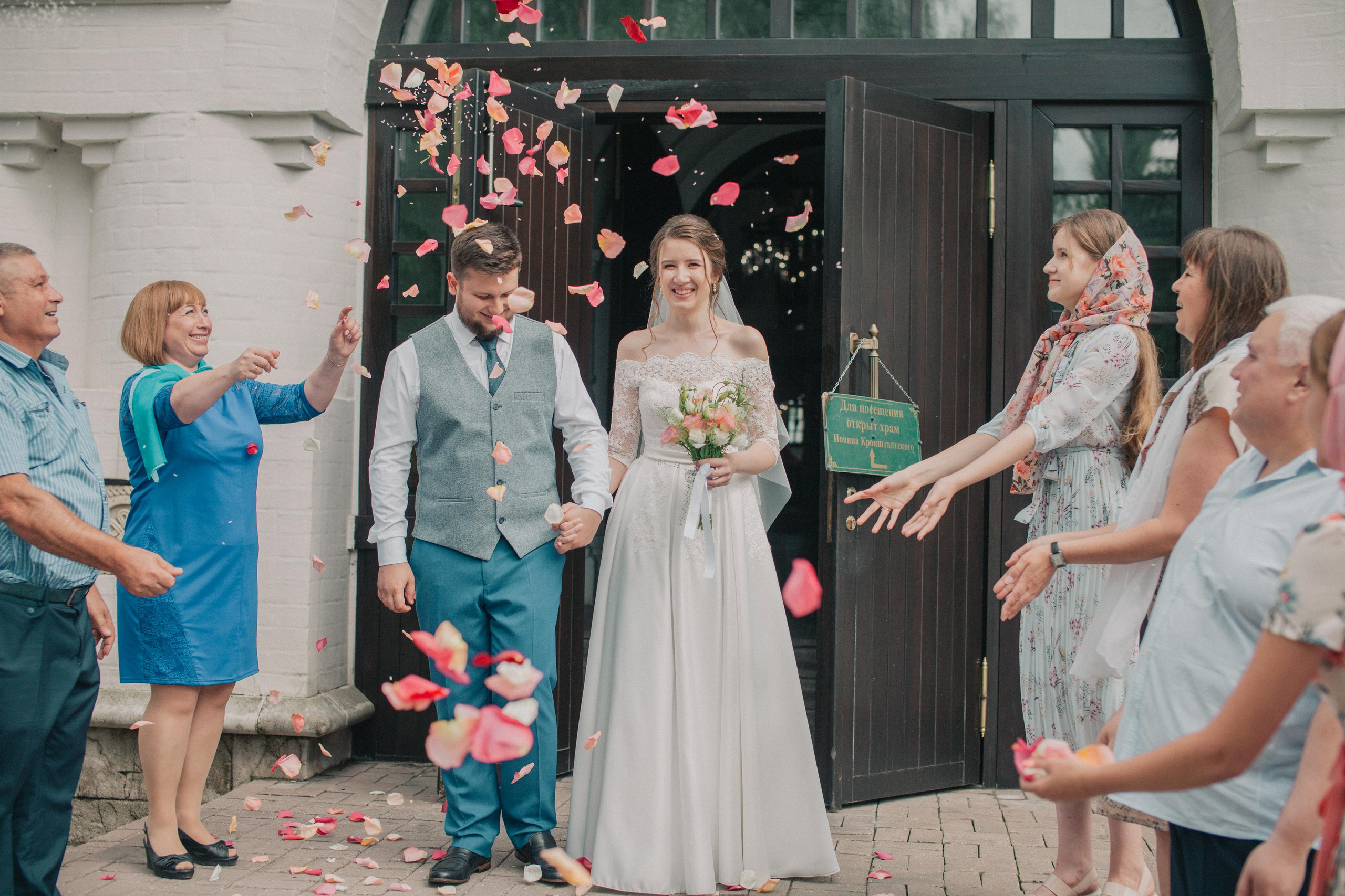 Свадьба и венчание Ильи и Анастасии. Фотограф на крещение и венчание в Нижнем Новгороде.Свадебный Фотограф