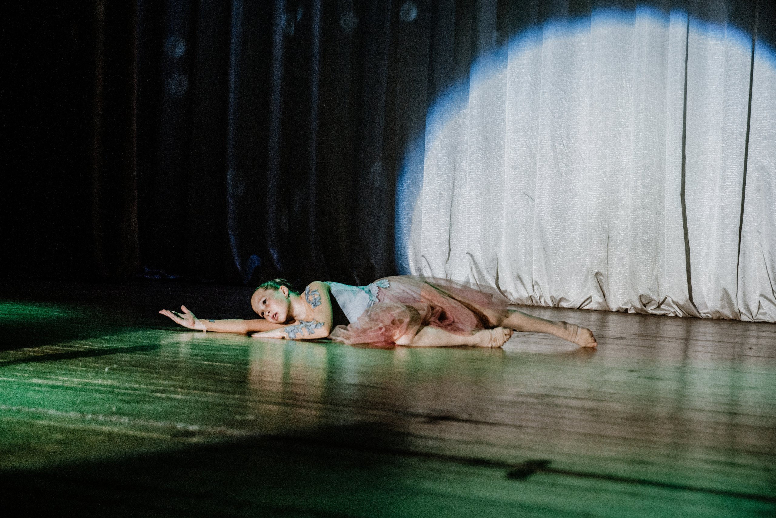 Детский танцевальный концерт. Фотограф на крещение и венчание в Нижнем Новгороде.Свадебный Фотограф