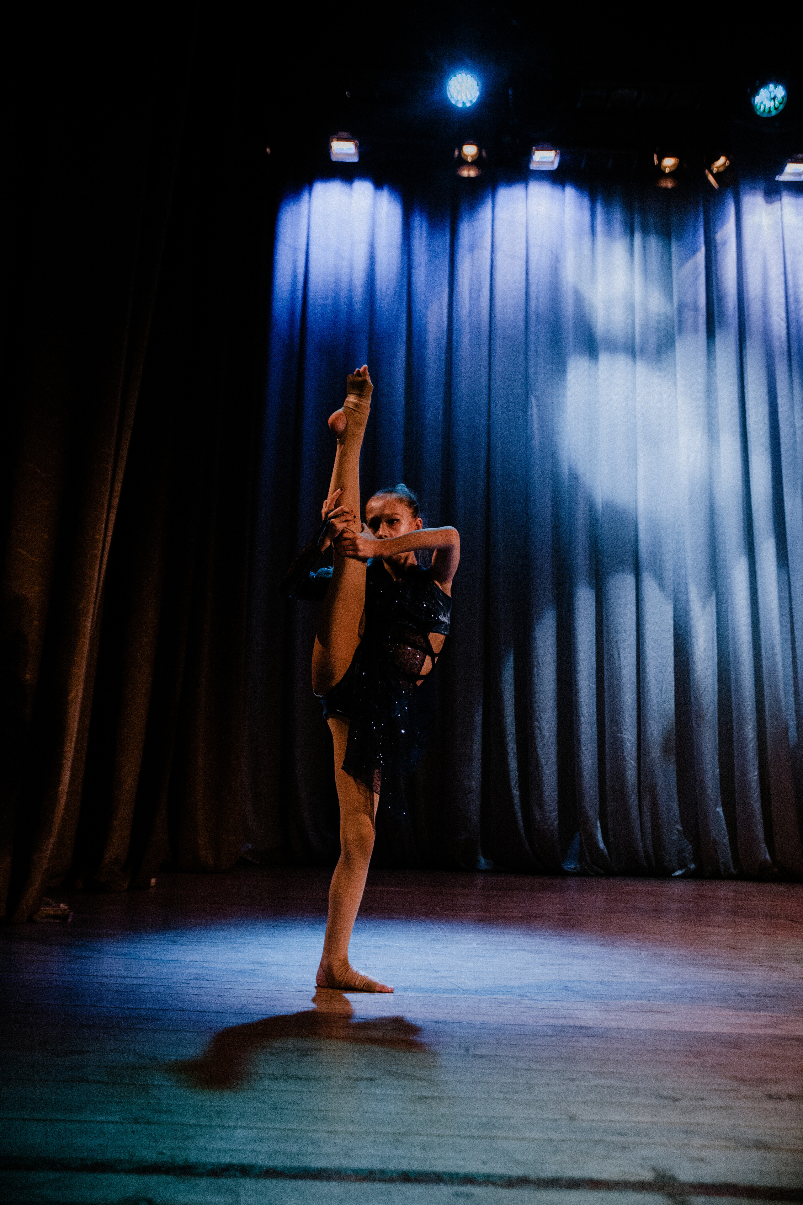 Детский танцевальный концерт. Фотограф на крещение и венчание в Нижнем Новгороде.Свадебный Фотограф