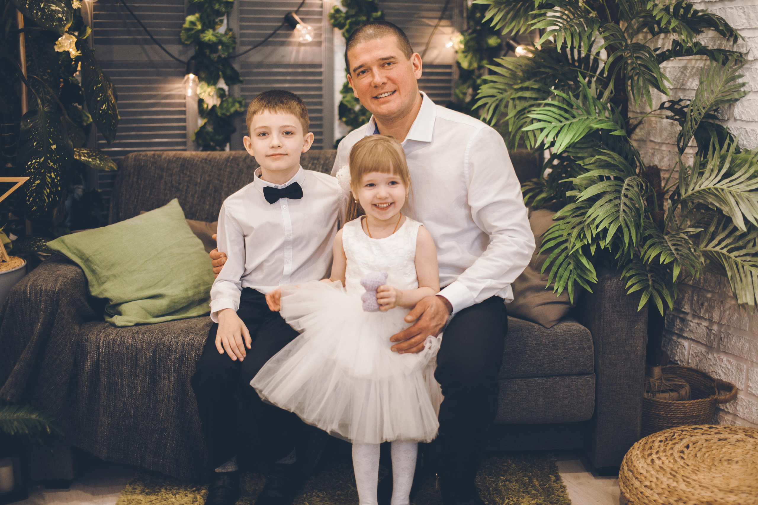 Семейная фотосессия. Фотограф на крещение и венчание в Нижнем Новгороде.Свадебный Фотограф