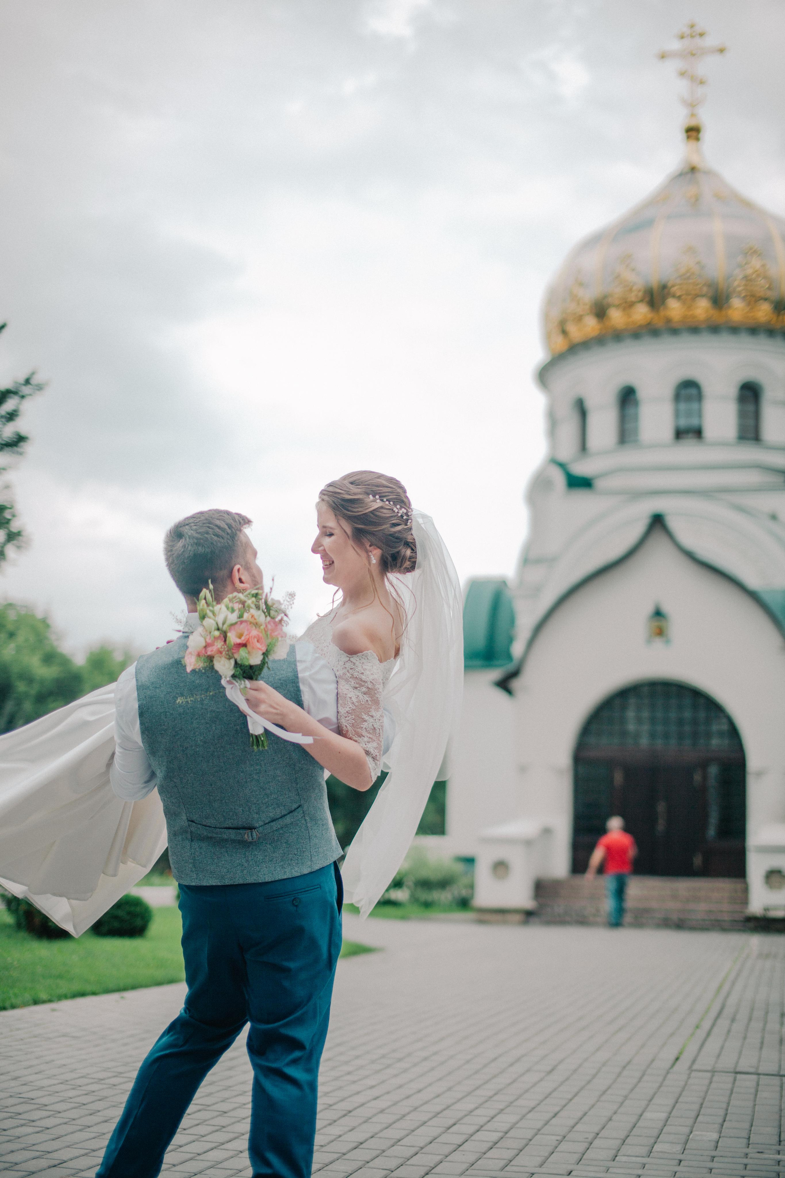 Свадьба и венчание Ильи и Анастасии. Фотограф на крещение и венчание в Нижнем Новгороде.Свадебный Фотограф