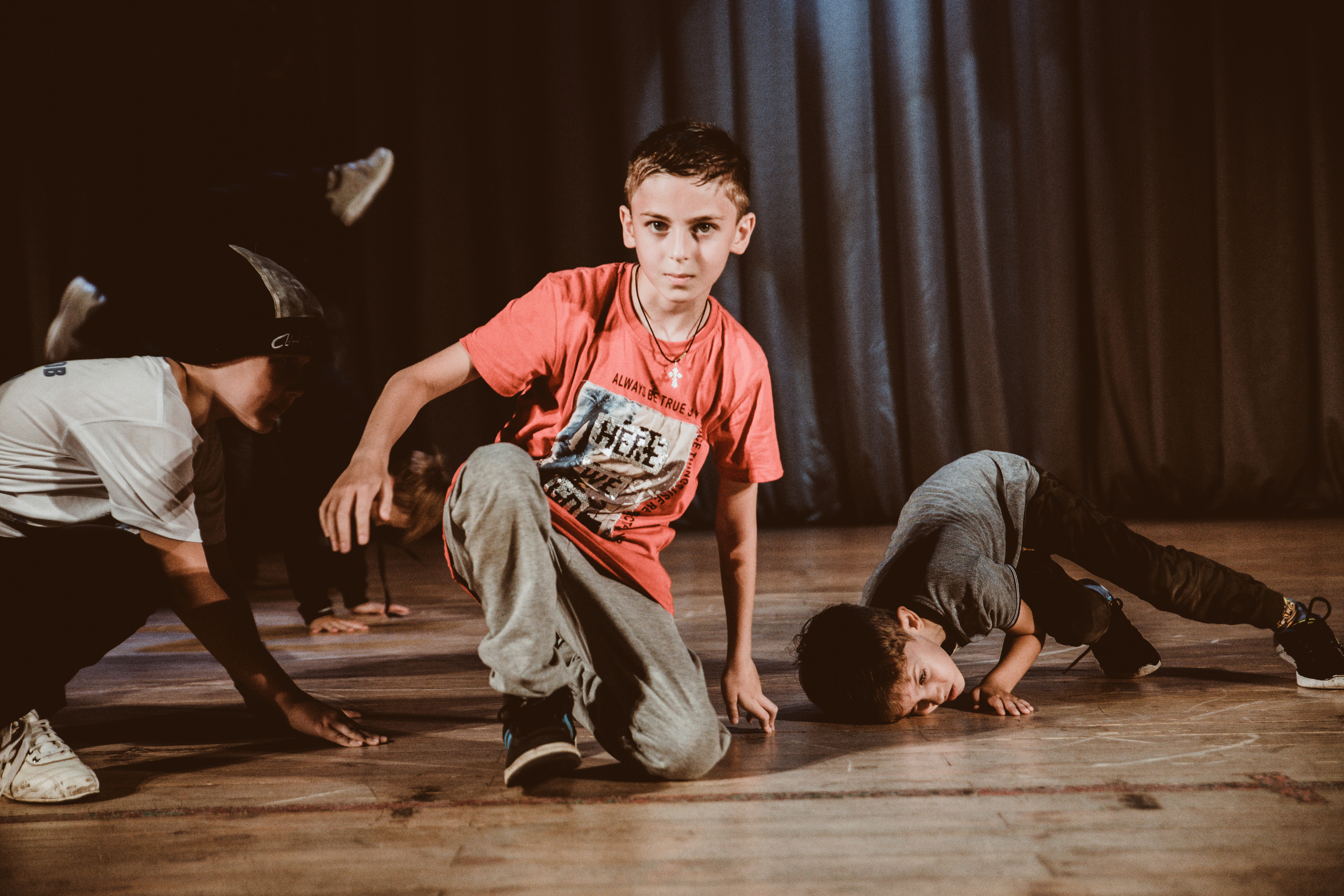 Детский танцевальный концерт. Фотограф на крещение и венчание в Нижнем Новгороде.Свадебный Фотограф