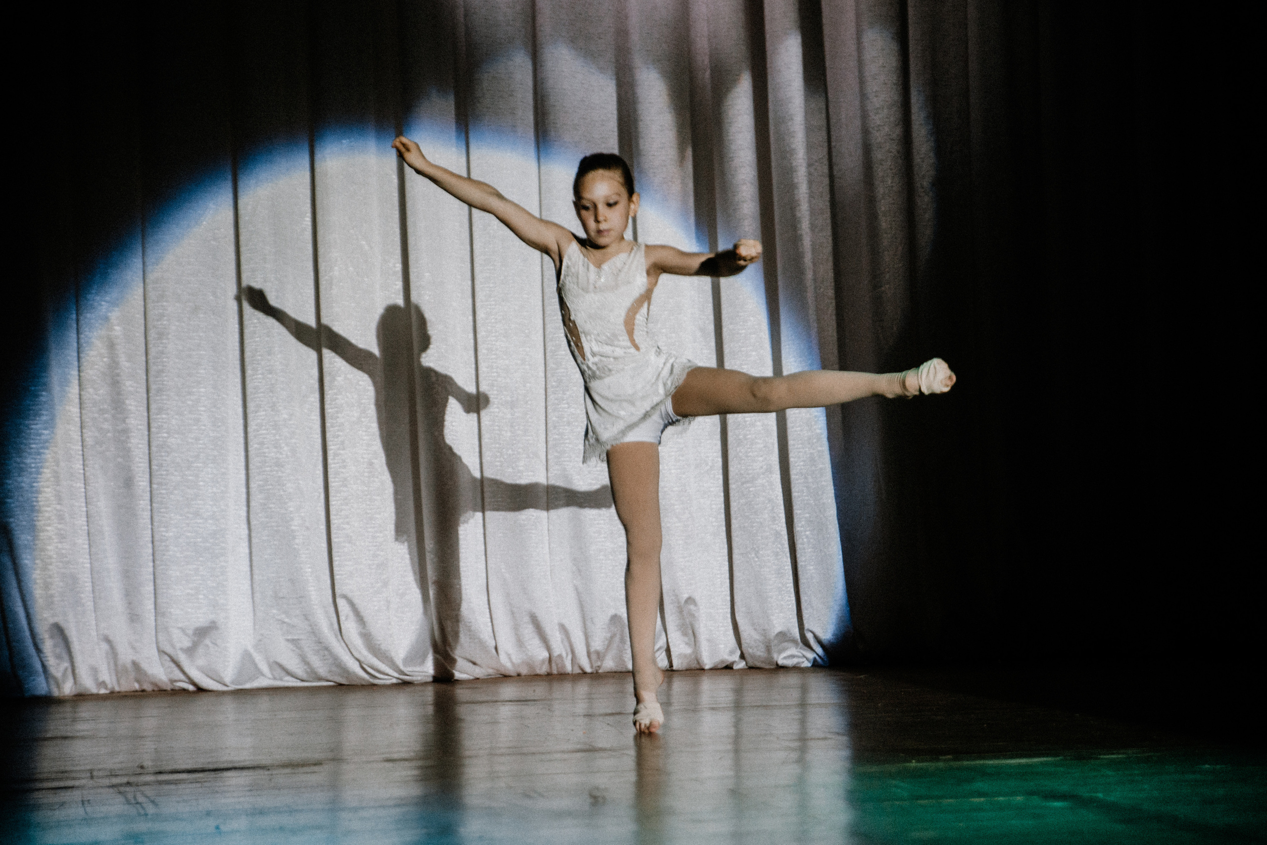 Детский танцевальный концерт. Фотограф на крещение и венчание в Нижнем Новгороде.Свадебный Фотограф