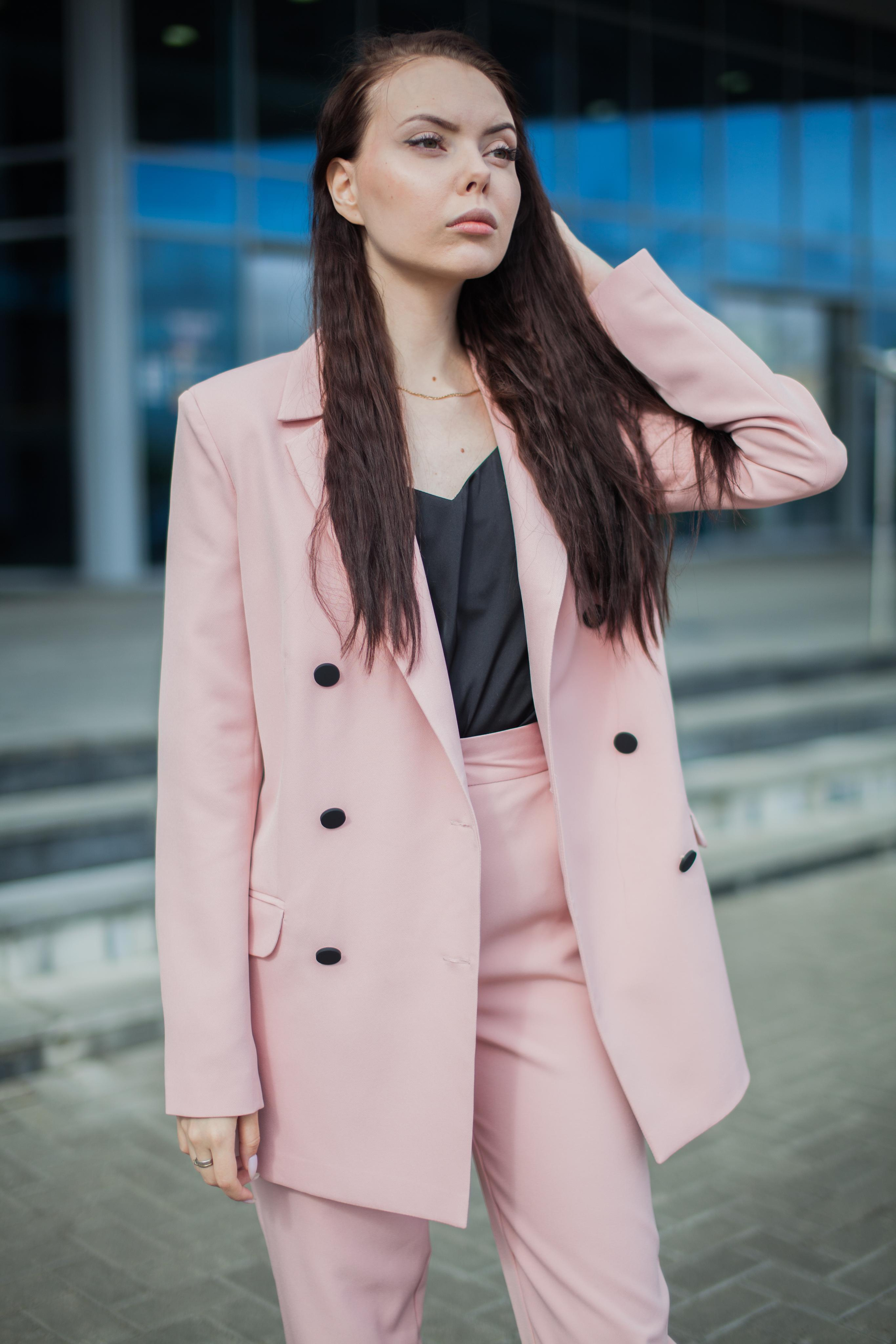 Индивидуальные фотосессии девушек. Фотограф на крещение и венчание в Нижнем Новгороде.Свадебный Фотограф