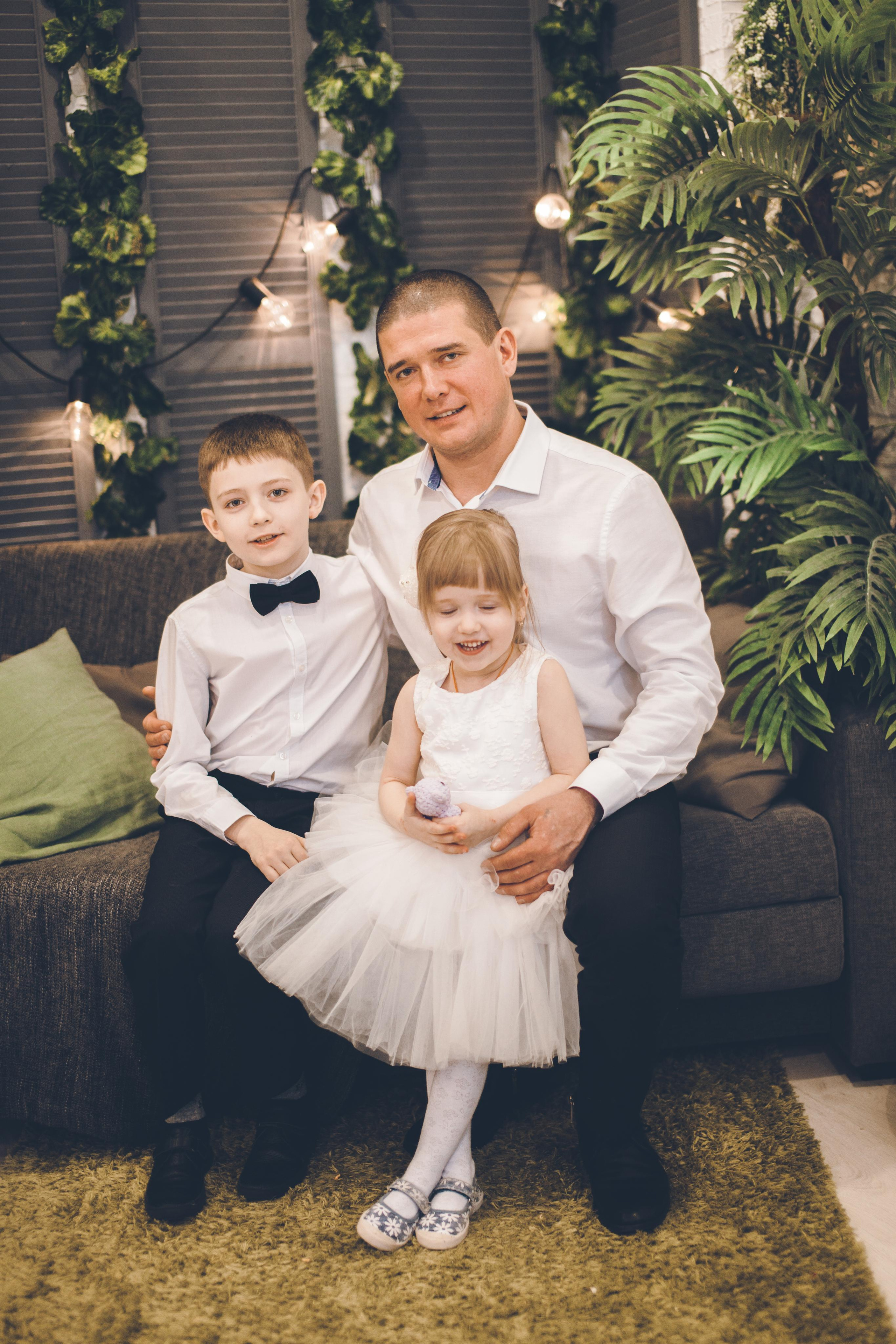 Семейная фотосессия. Фотограф на крещение и венчание в Нижнем Новгороде.Свадебный Фотограф