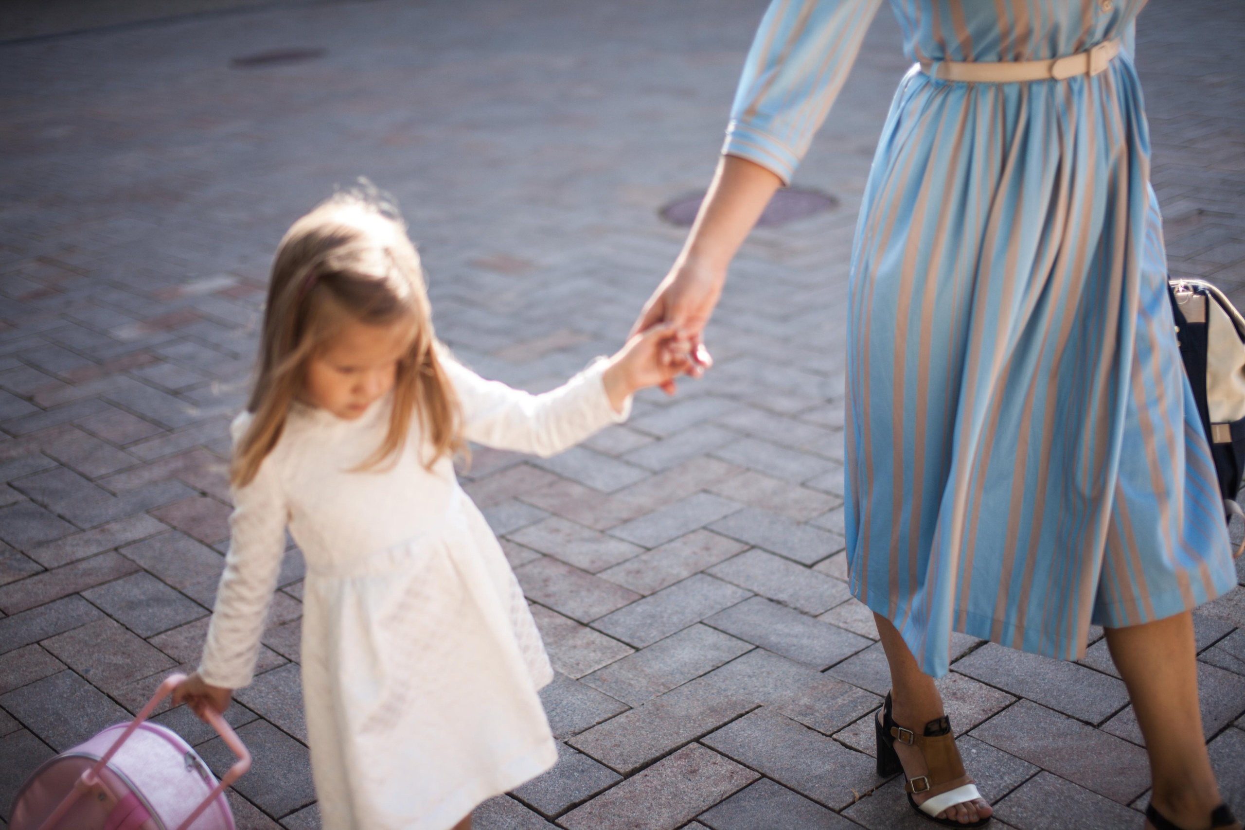 Фотосессия мамы и дочки. Фотограф на крещение и венчание в Нижнем Новгороде.Свадебный Фотограф