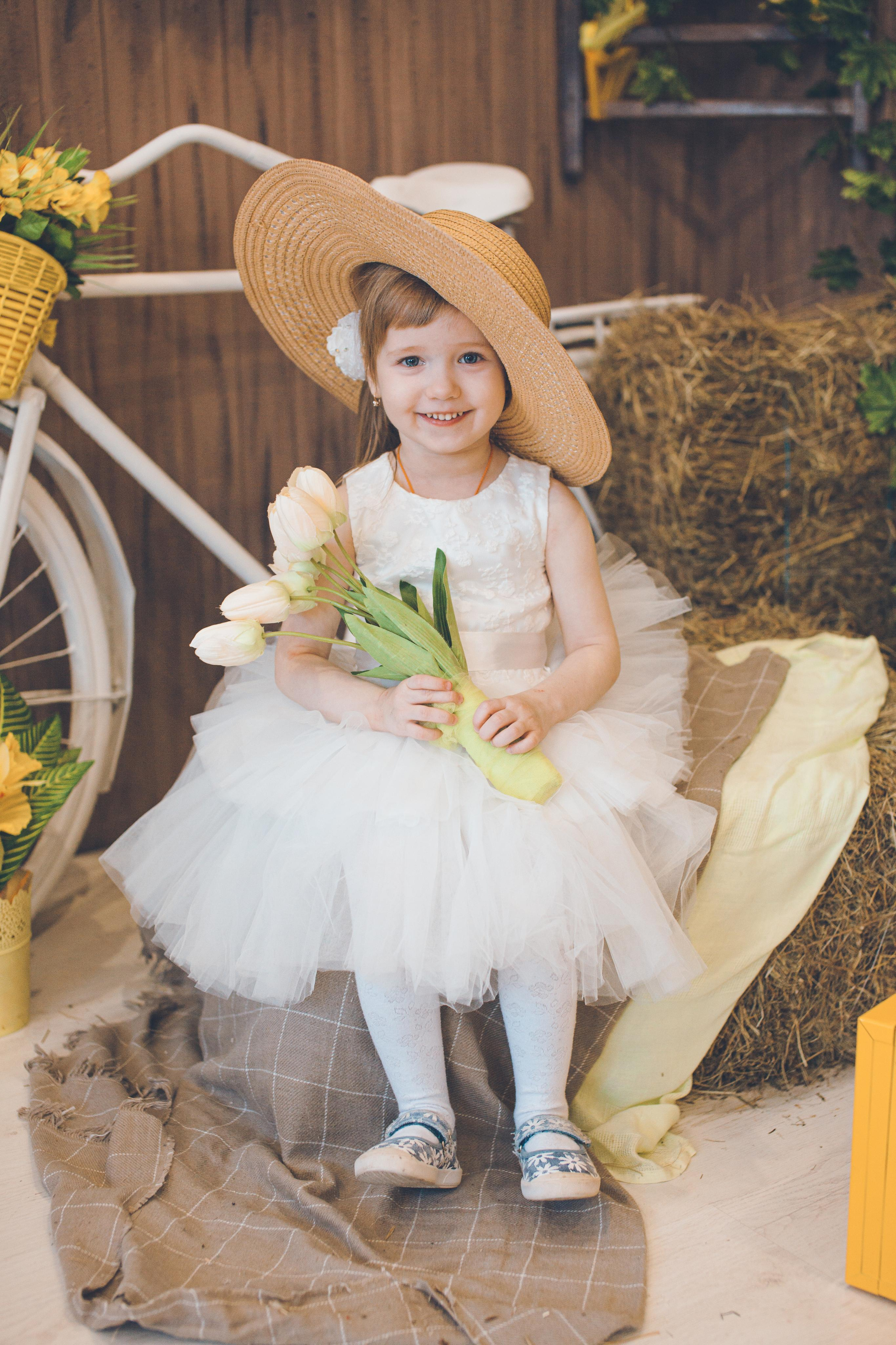 Семейная фотосессия. Фотограф на крещение и венчание в Нижнем Новгороде.Свадебный Фотограф