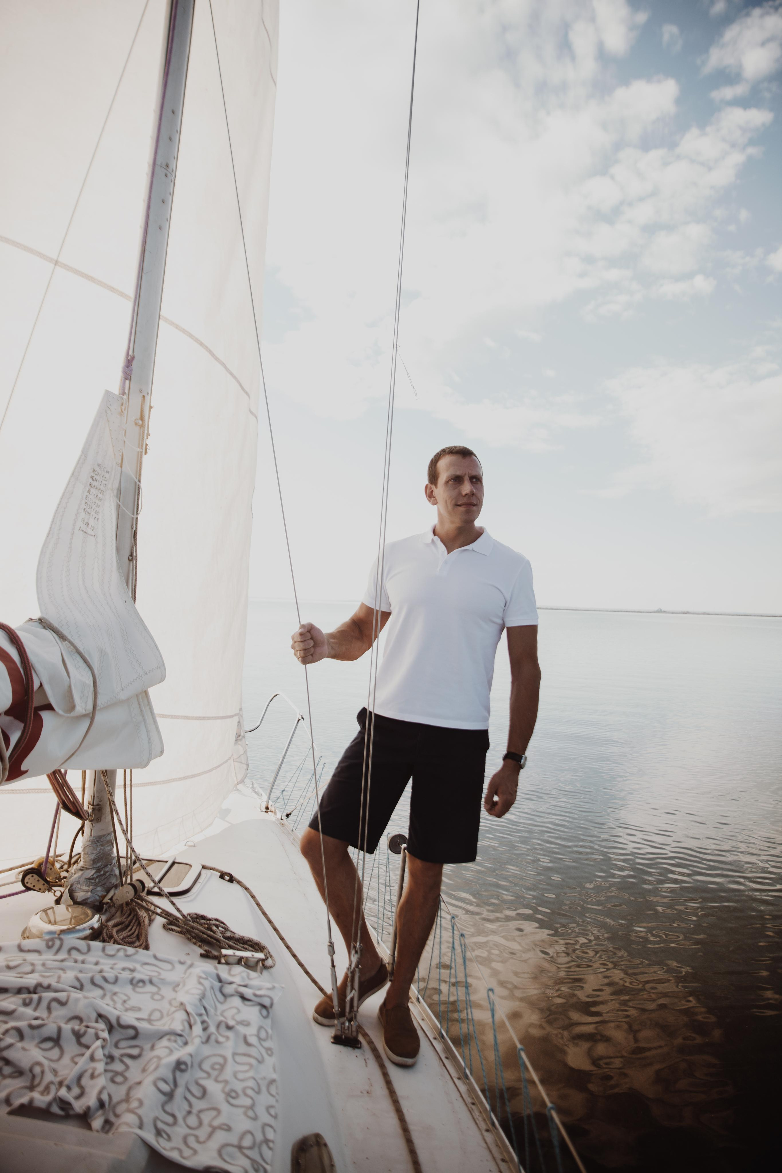 Love story на яхте. Фотограф на крещение и венчание в Нижнем Новгороде.Свадебный Фотограф