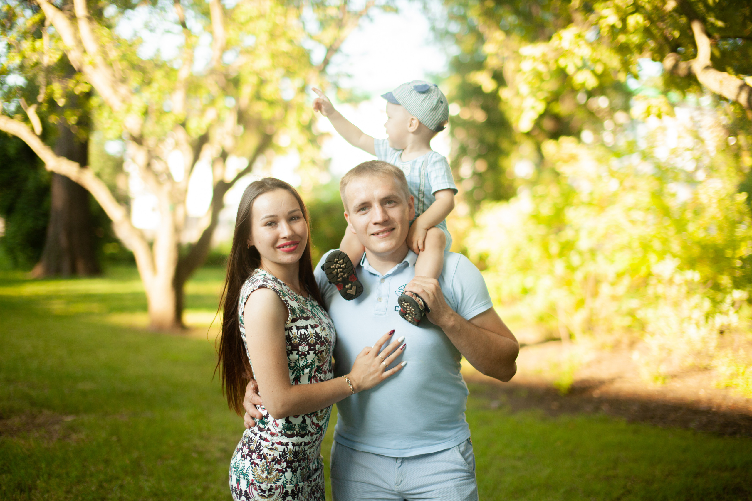 Семейная фотосессия 28.07.2022. Фотограф на крещение и венчание в Нижнем Новгороде.Свадебный Фотограф