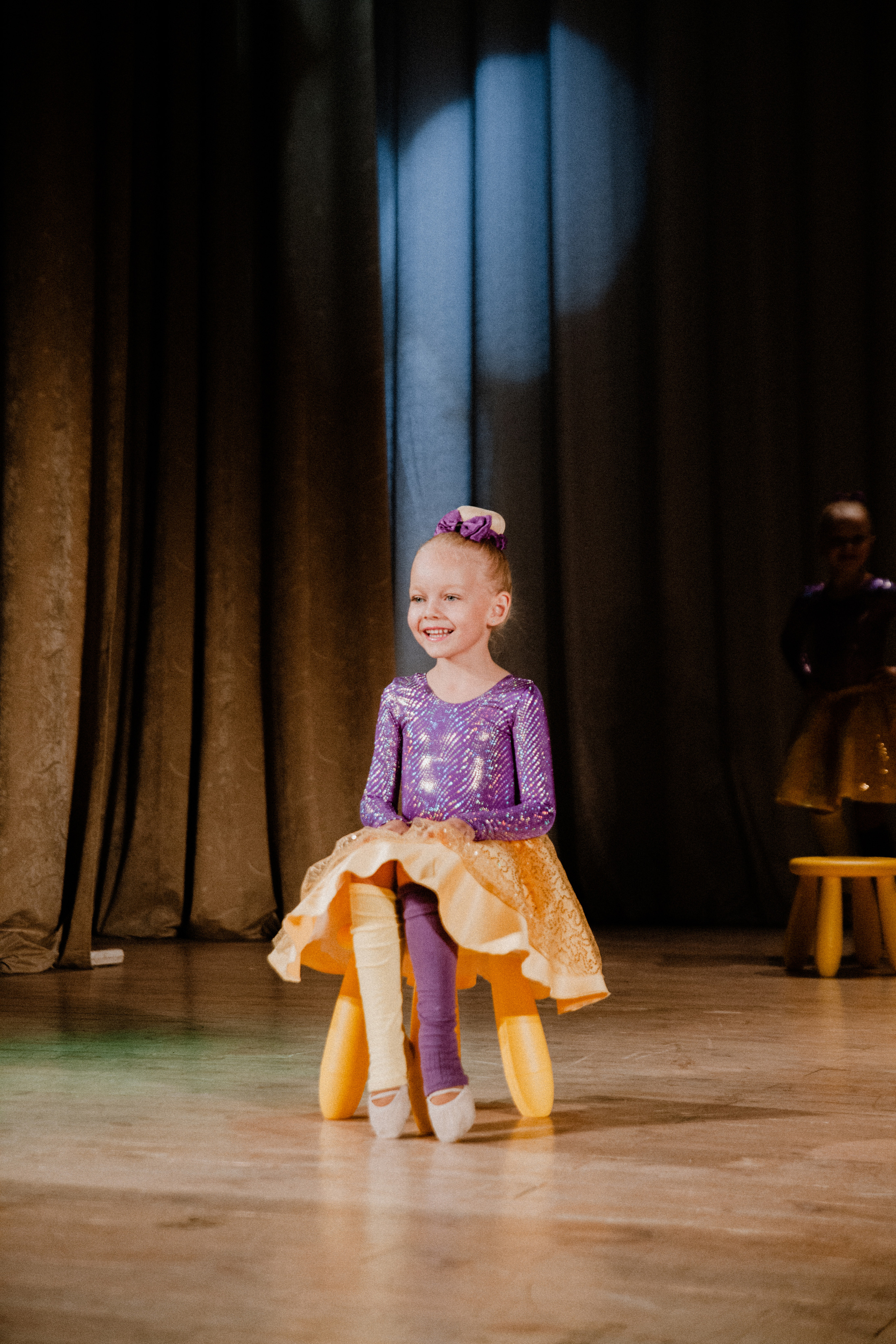 Детский танцевальный концерт. Фотограф на крещение и венчание в Нижнем Новгороде.Свадебный Фотограф