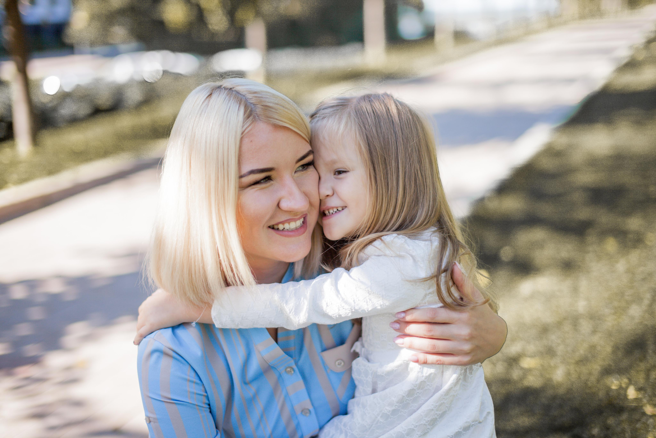 Фотосессия мамы и дочки. Фотограф на крещение и венчание в Нижнем Новгороде.Свадебный Фотограф