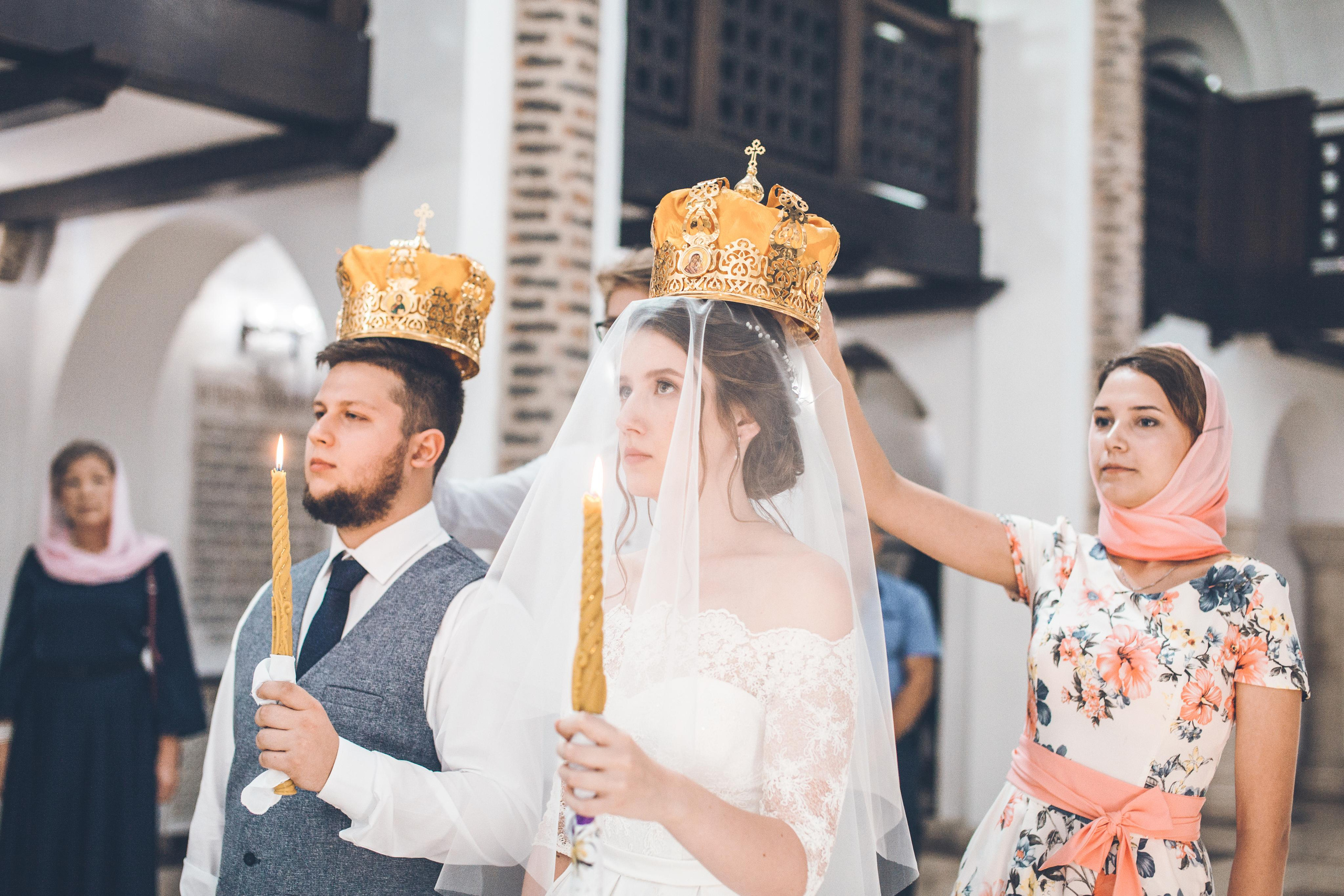 Свадьба и венчание Ильи и Анастасии. Фотограф на крещение и венчание в Нижнем Новгороде.Свадебный Фотограф