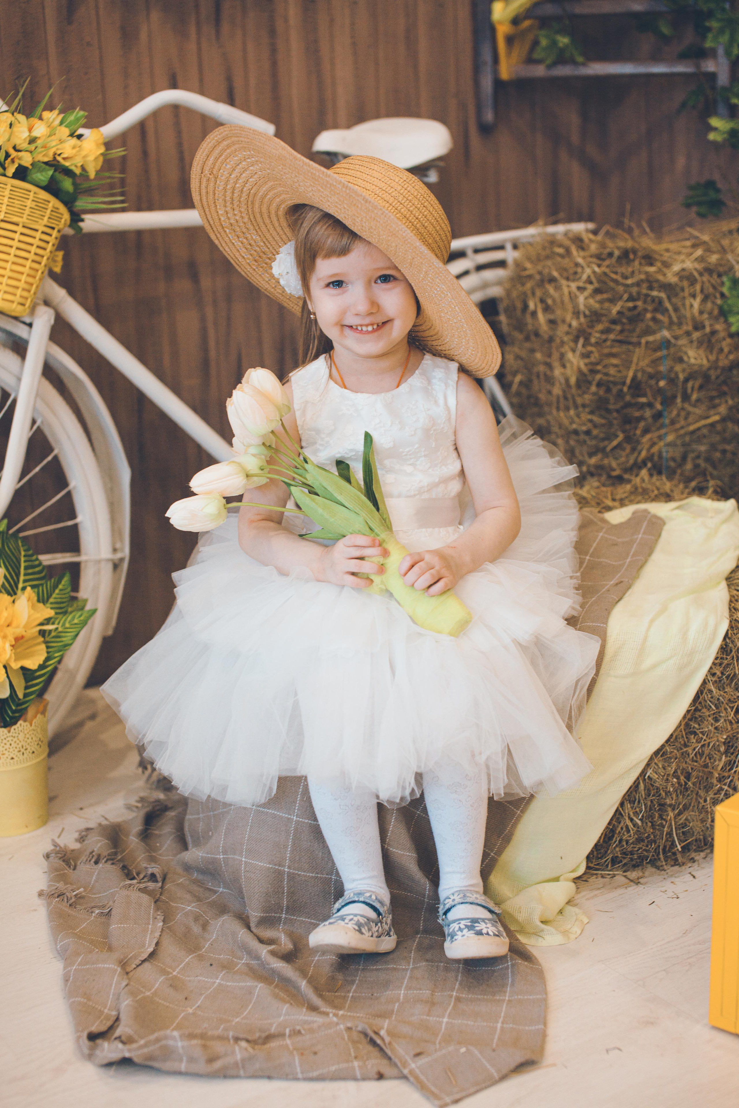 Семейная фотосессия. Фотограф на крещение и венчание в Нижнем Новгороде.Свадебный Фотограф
