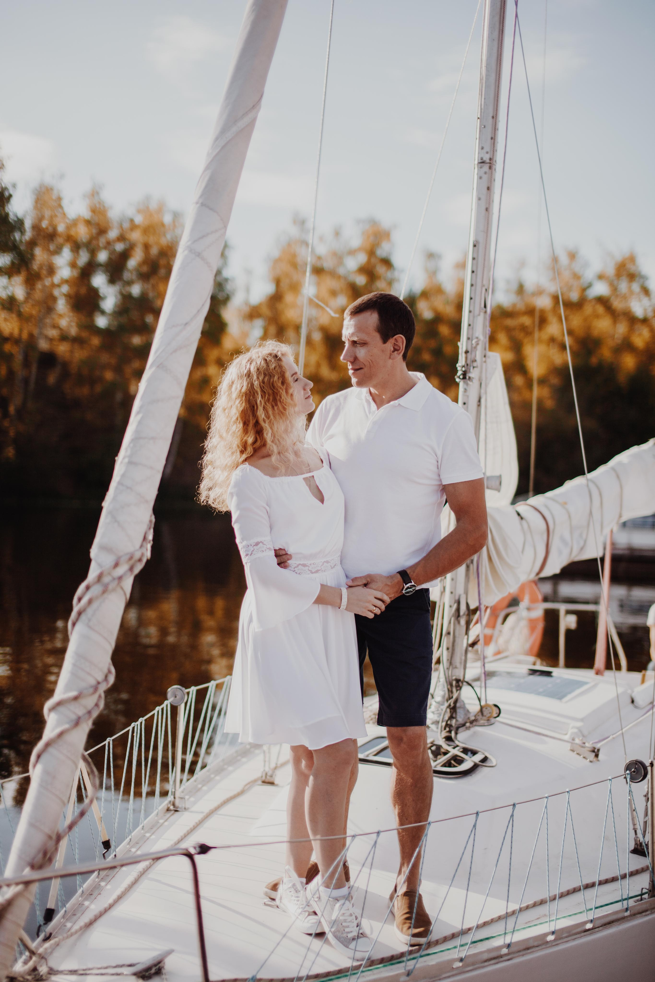 Love story на яхте. Фотограф на крещение и венчание в Нижнем Новгороде.Свадебный Фотограф