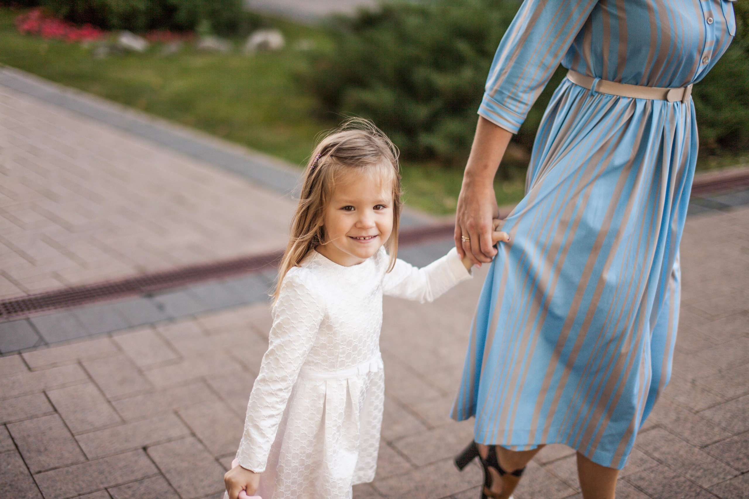 Фотосессия мамы и дочки. Фотограф на крещение и венчание в Нижнем Новгороде.Свадебный Фотограф
