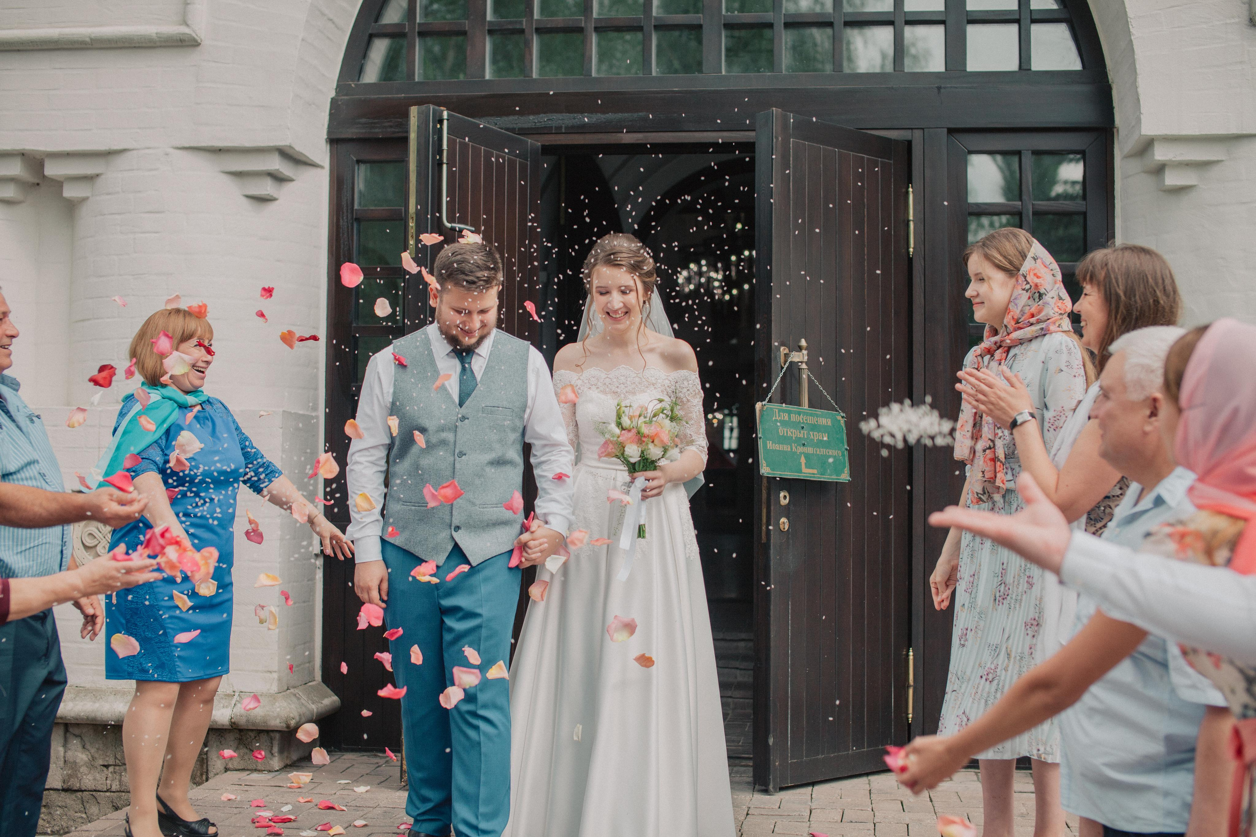 Свадьба и венчание Ильи и Анастасии. Фотограф на крещение и венчание в Нижнем Новгороде.Свадебный Фотограф