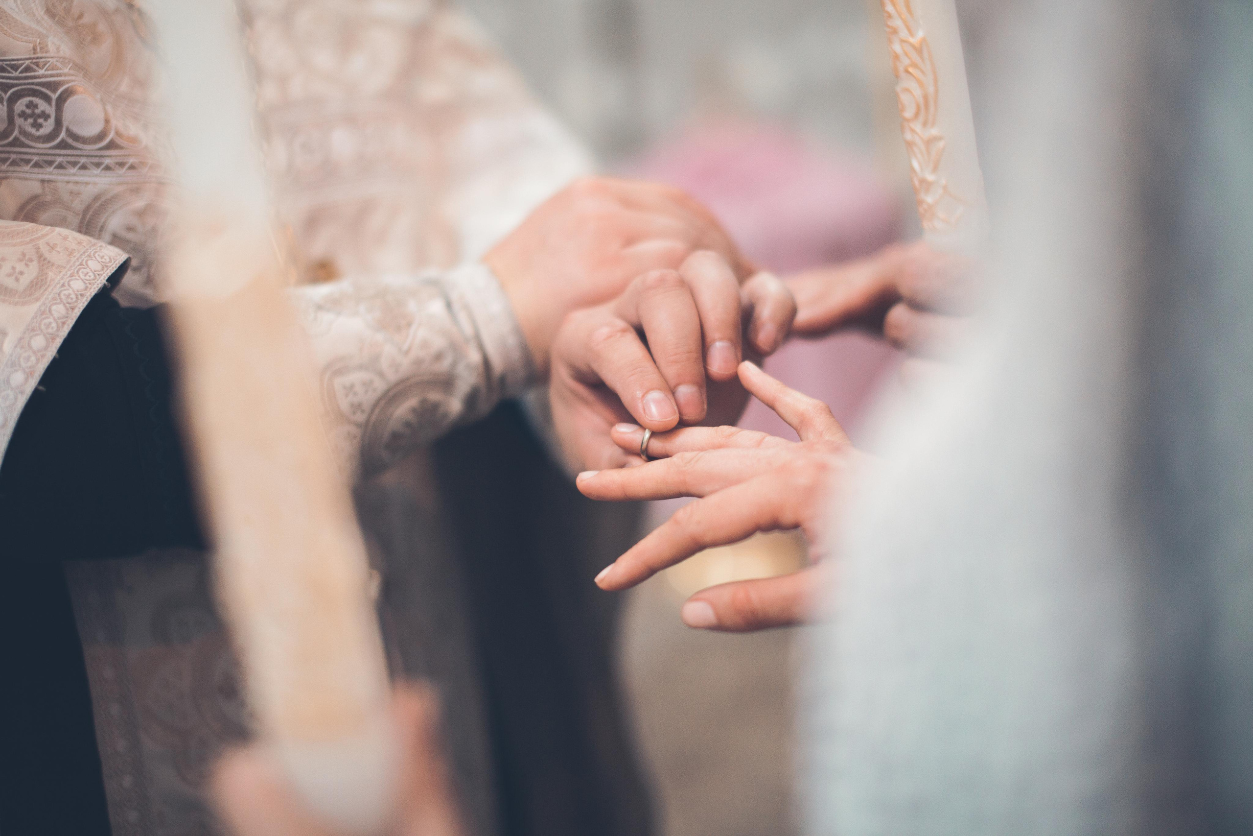 Венчание. Церковь Вознесения на Ильинке. Фотограф на крещение и венчание в Нижнем Новгороде.Свадебный Фотограф