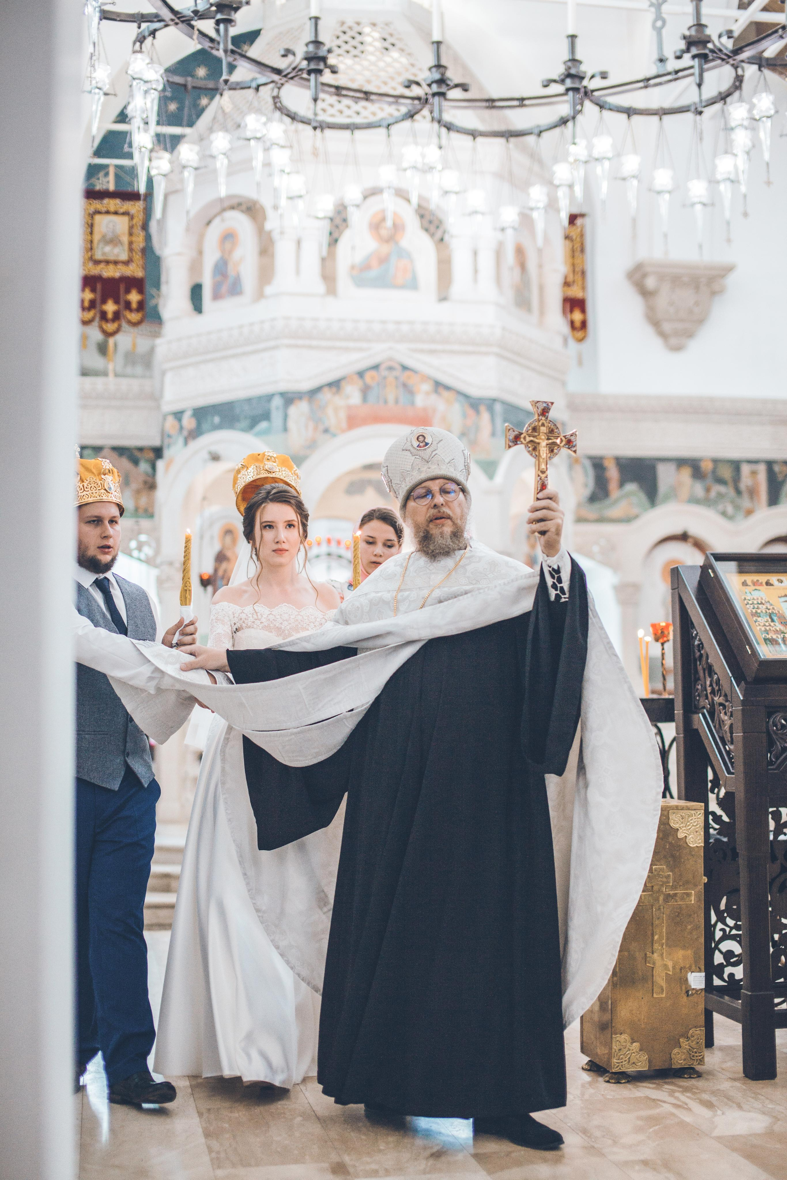 Свадьба и венчание Ильи и Анастасии. Фотограф на крещение и венчание в Нижнем Новгороде.Свадебный Фотограф