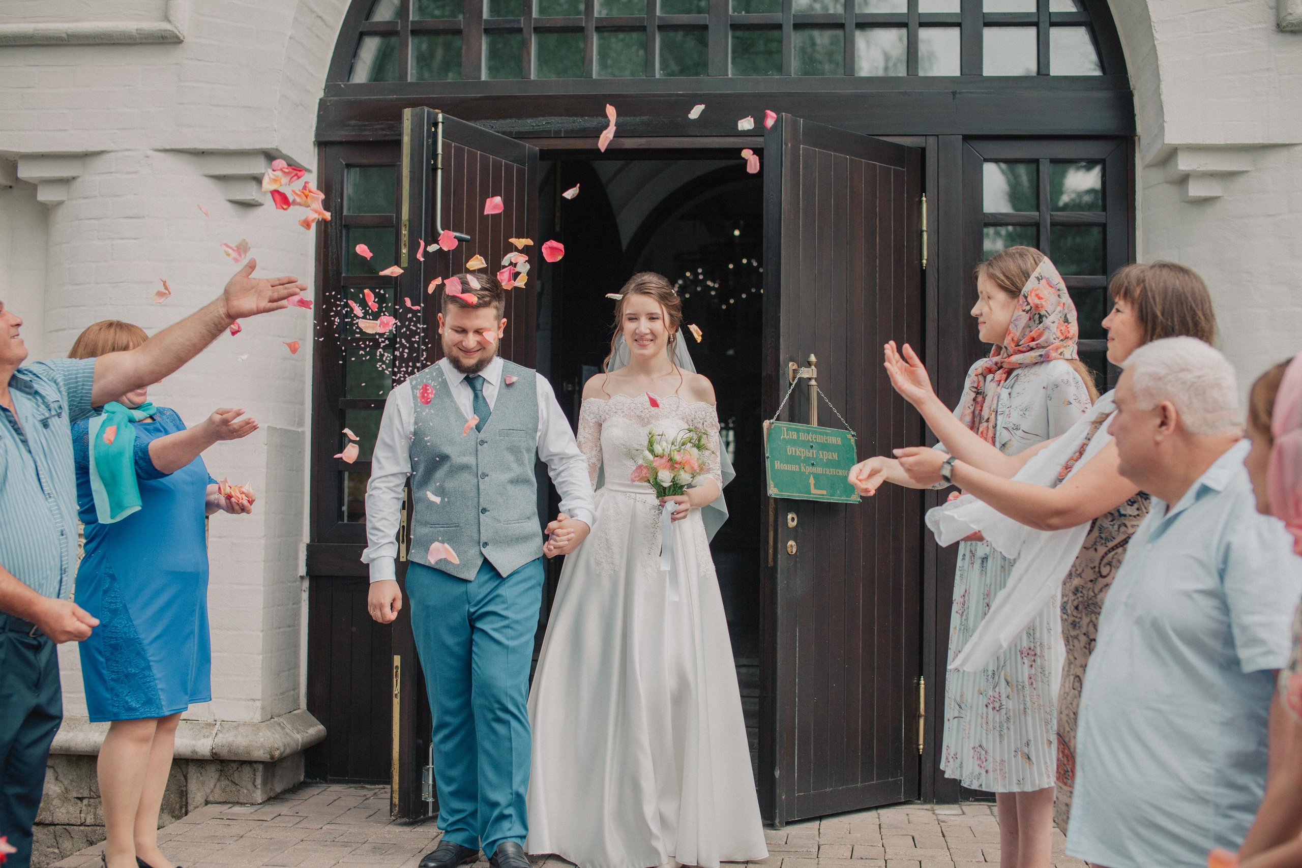 Свадьба и венчание Ильи и Анастасии. Фотограф на крещение и венчание в Нижнем Новгороде.Свадебный Фотограф