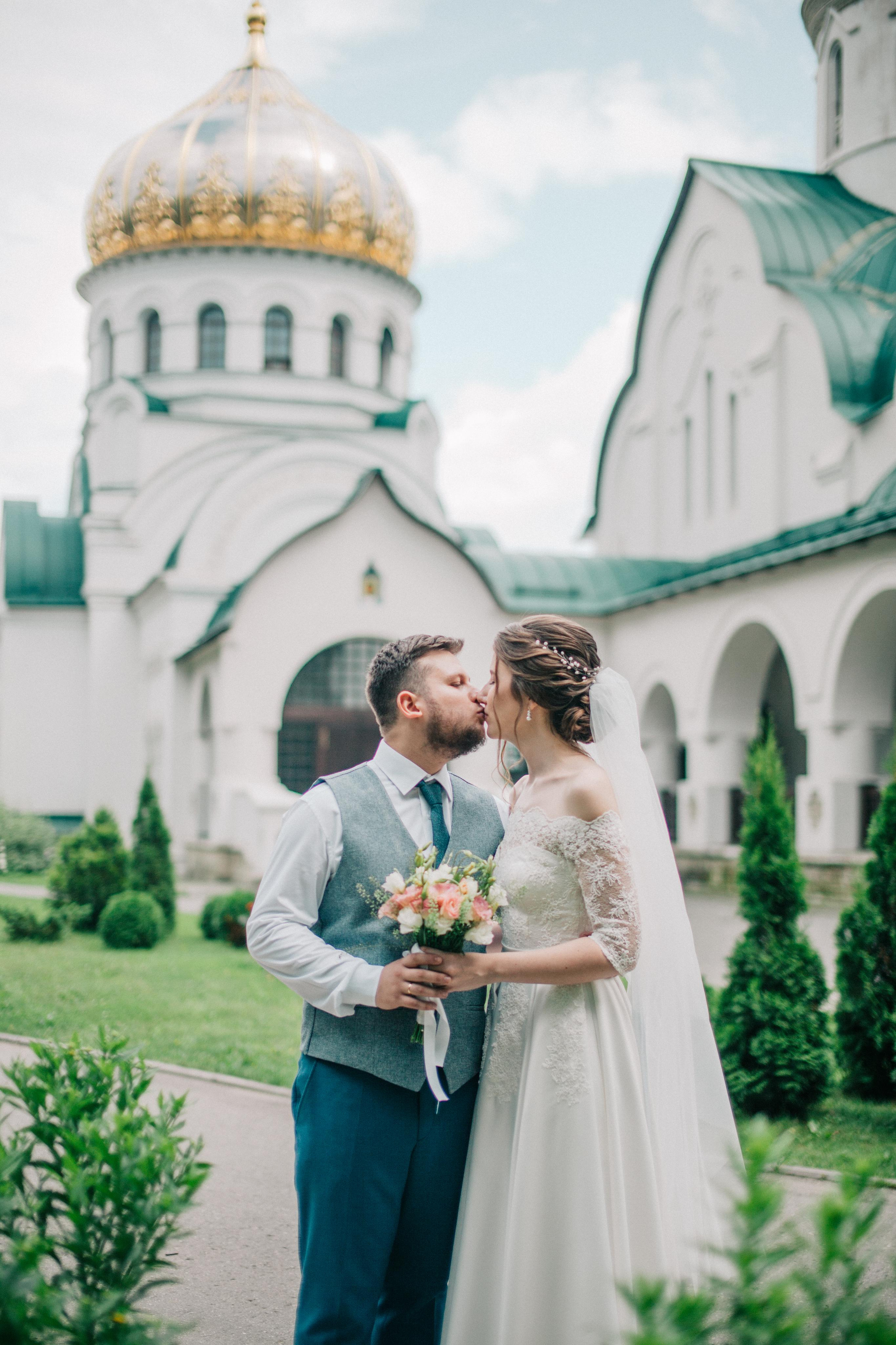 Свадьба и венчание Ильи и Анастасии. Фотограф на крещение и венчание в Нижнем Новгороде.Свадебный Фотограф