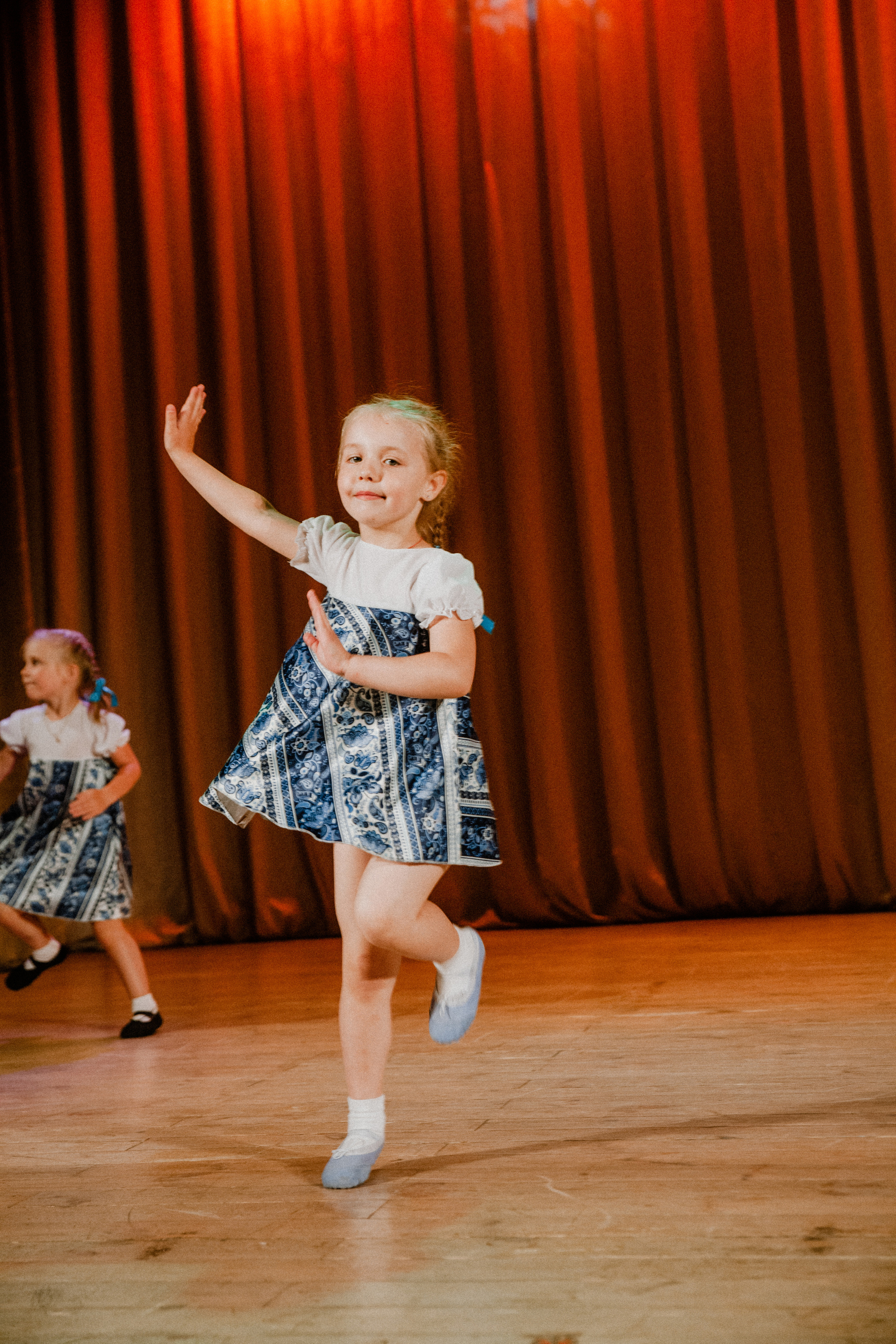 Детский танцевальный концерт. Фотограф на крещение и венчание в Нижнем Новгороде.Свадебный Фотограф