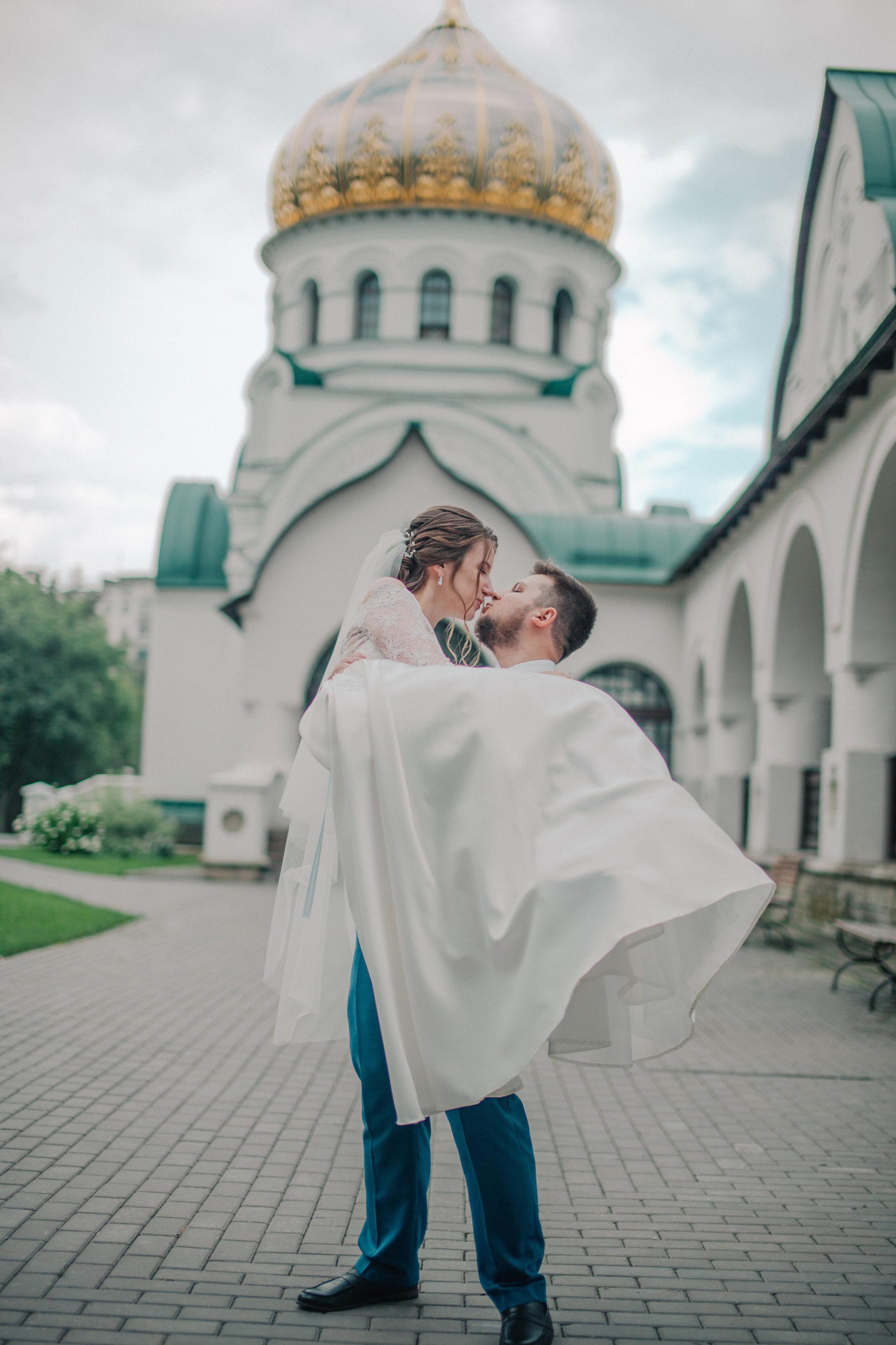 Свадьба и венчание Ильи и Анастасии. Фотограф на крещение и венчание в Нижнем Новгороде.Свадебный Фотограф