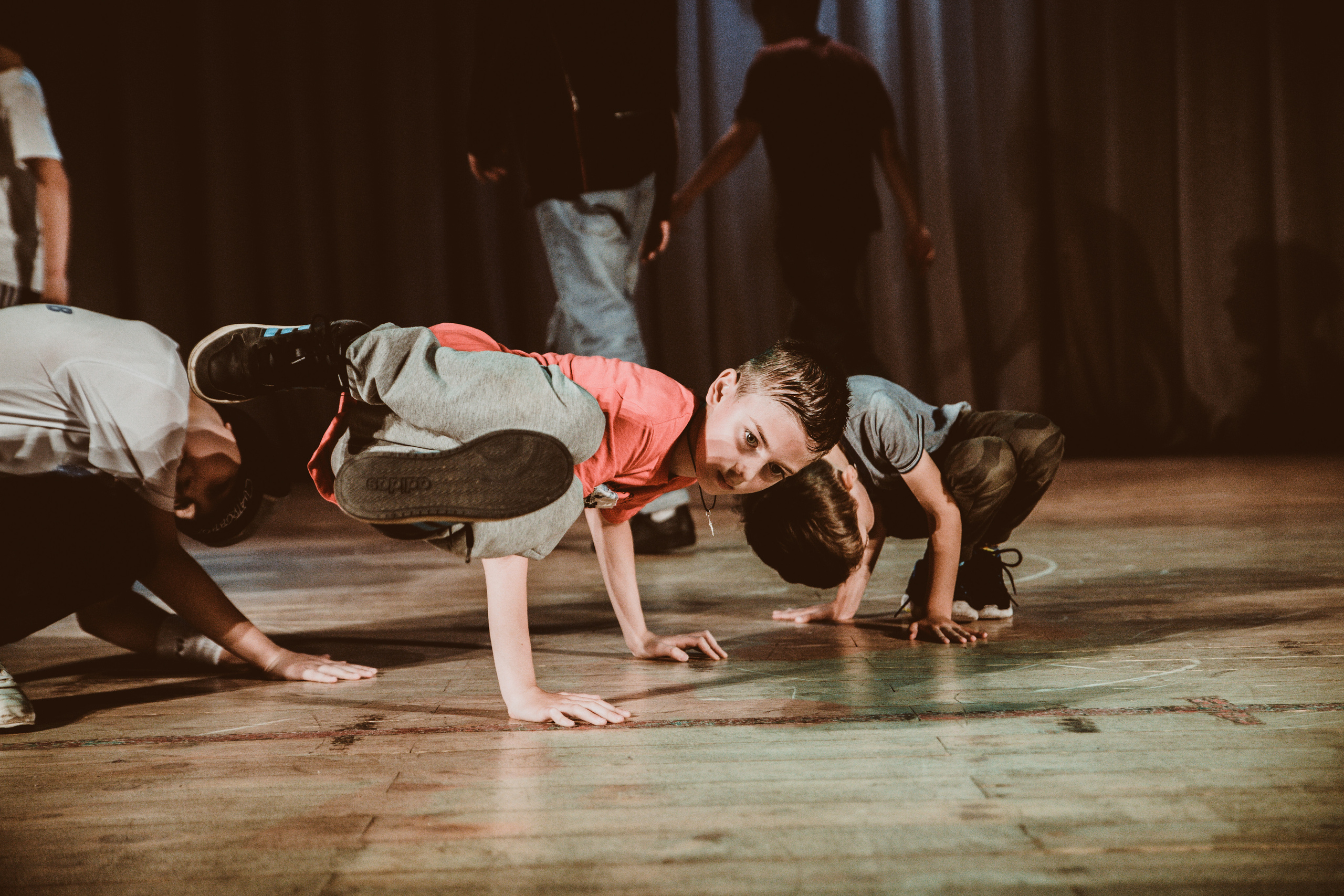 Детский танцевальный концерт. Фотограф на крещение и венчание в Нижнем Новгороде.Свадебный Фотограф