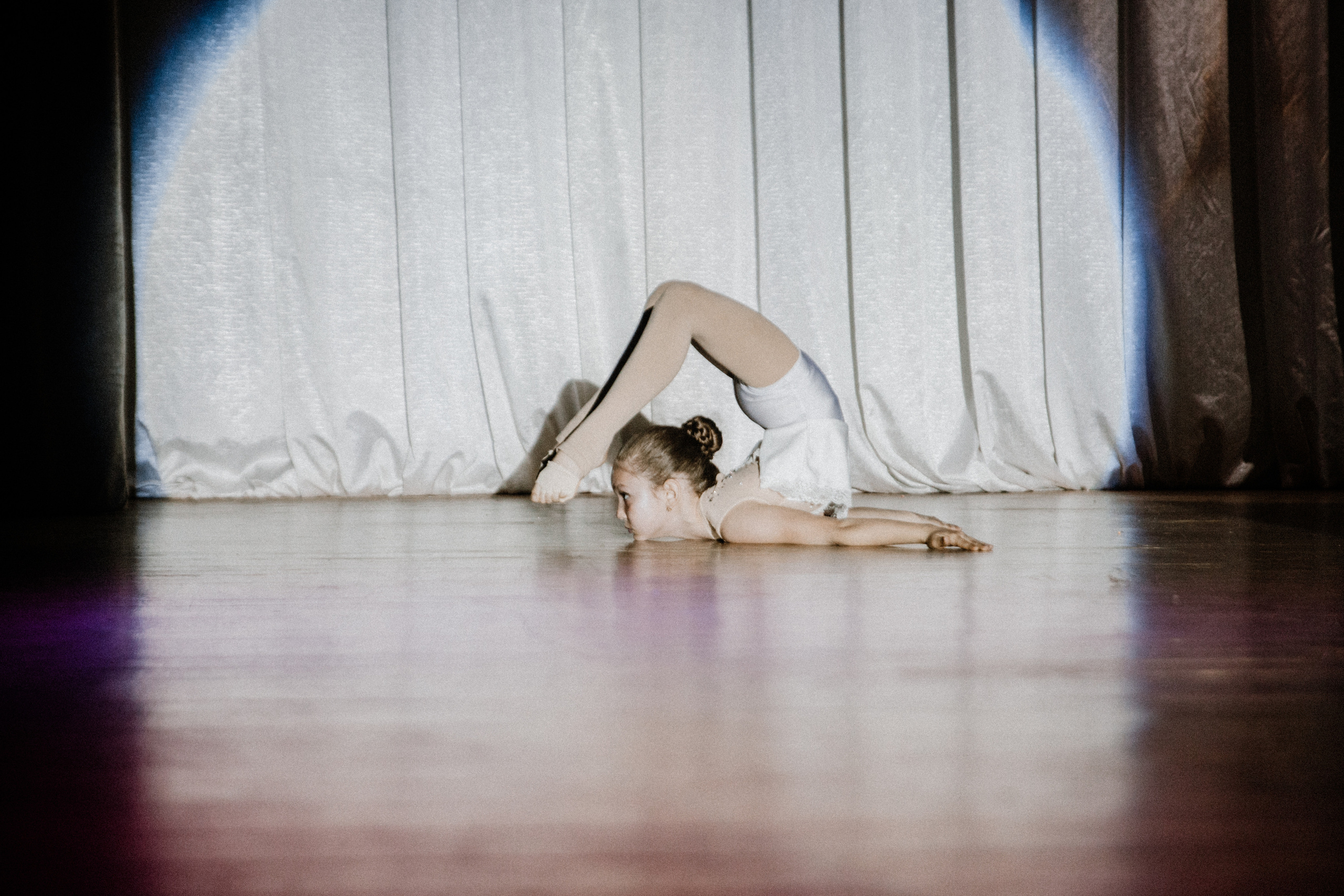 Детский танцевальный концерт. Фотограф на крещение и венчание в Нижнем Новгороде.Свадебный Фотограф