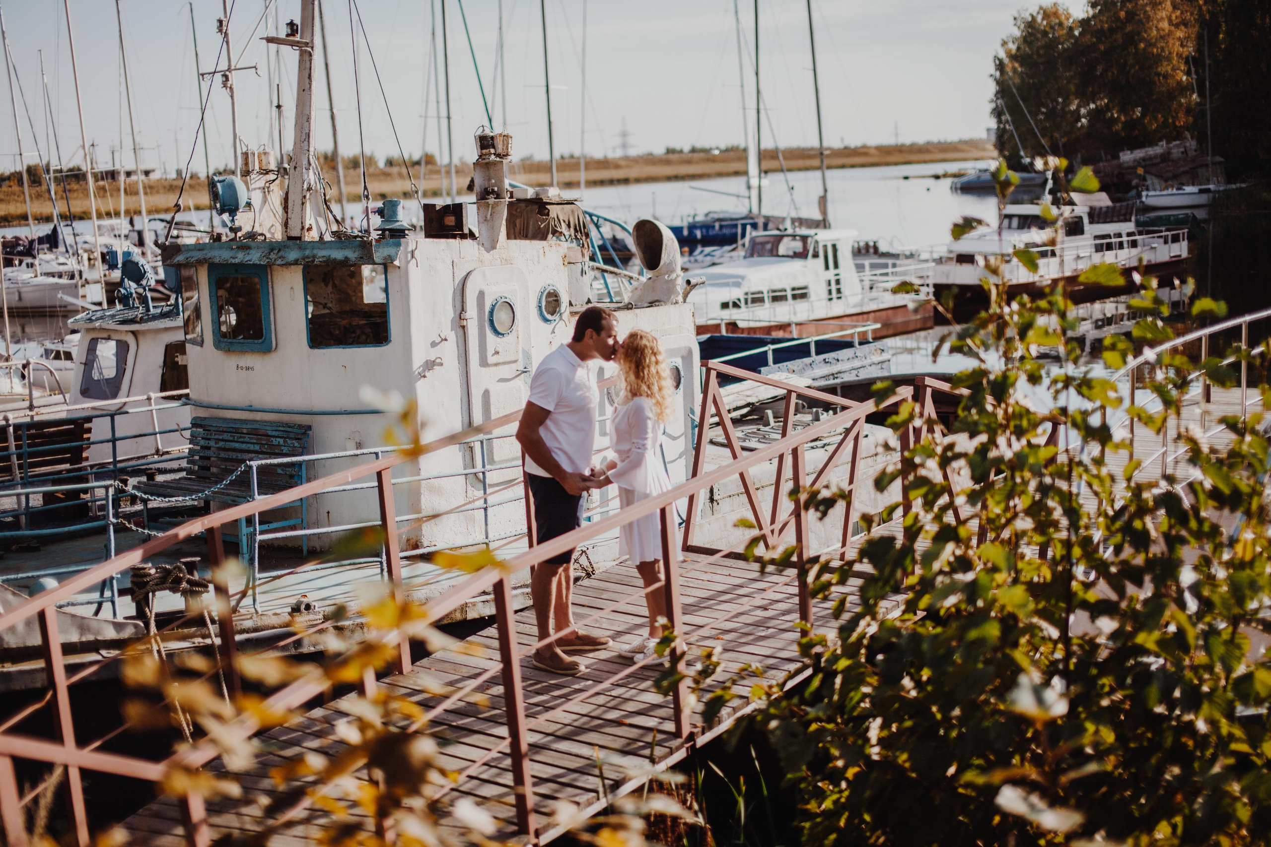 Love story на яхте. Фотограф на крещение и венчание в Нижнем Новгороде.Свадебный Фотограф
