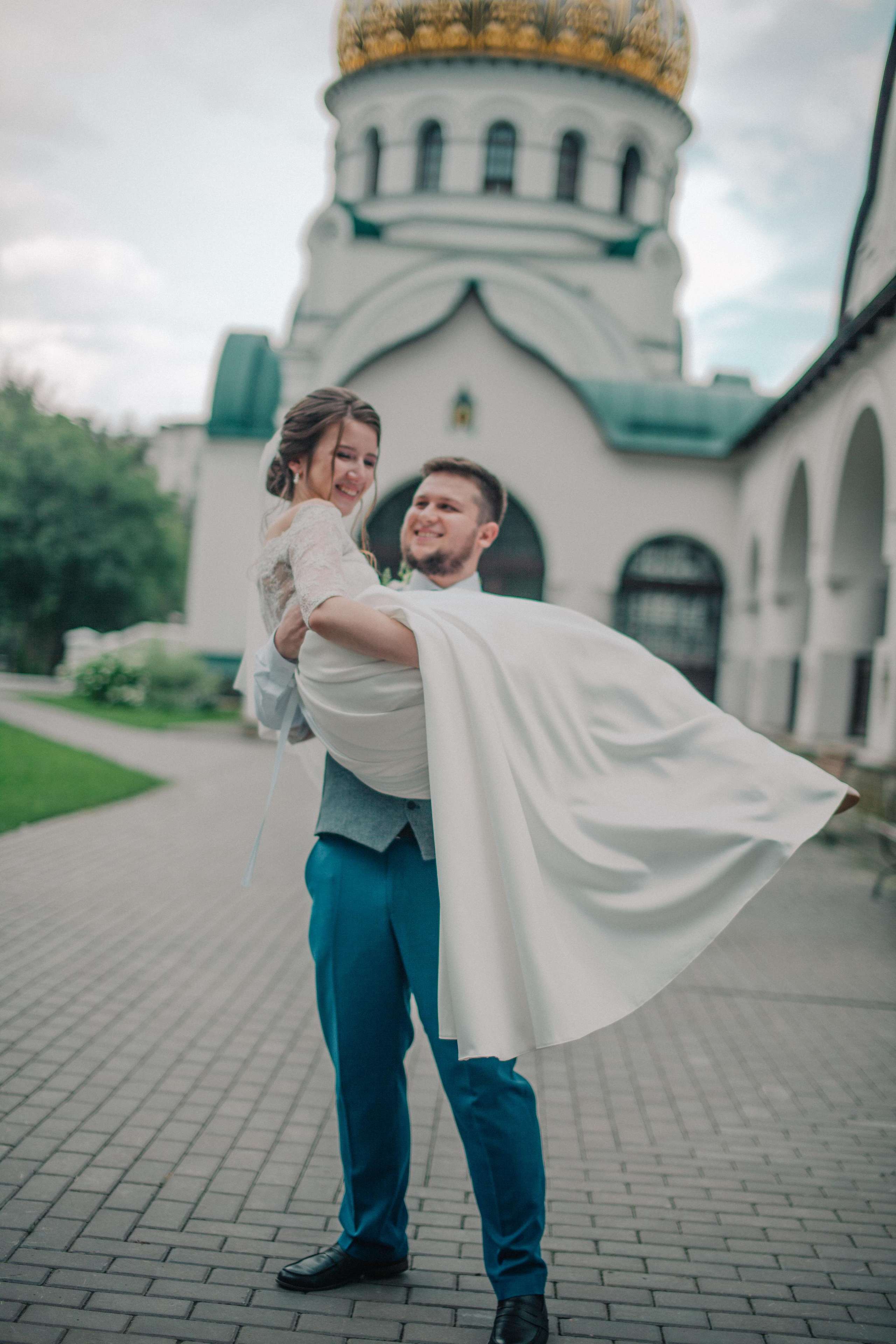 Свадьба и венчание Ильи и Анастасии. Фотограф на крещение и венчание в Нижнем Новгороде.Свадебный Фотограф