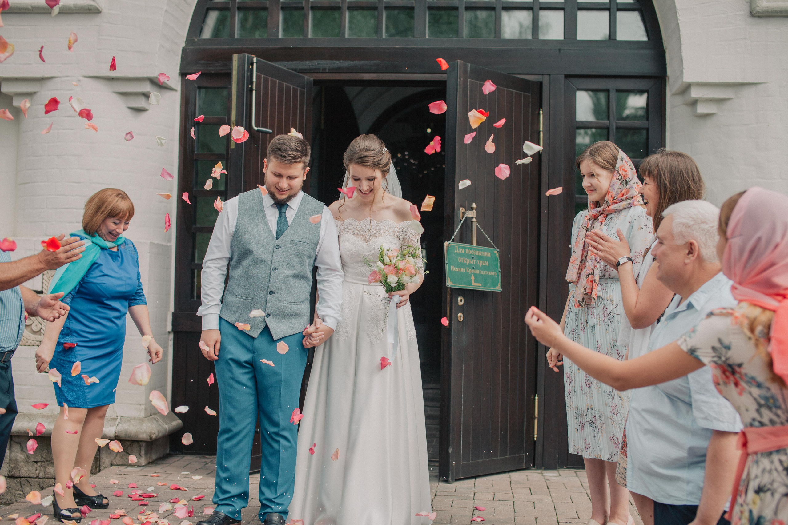 Свадьба и венчание Ильи и Анастасии. Фотограф на крещение и венчание в Нижнем Новгороде.Свадебный Фотограф