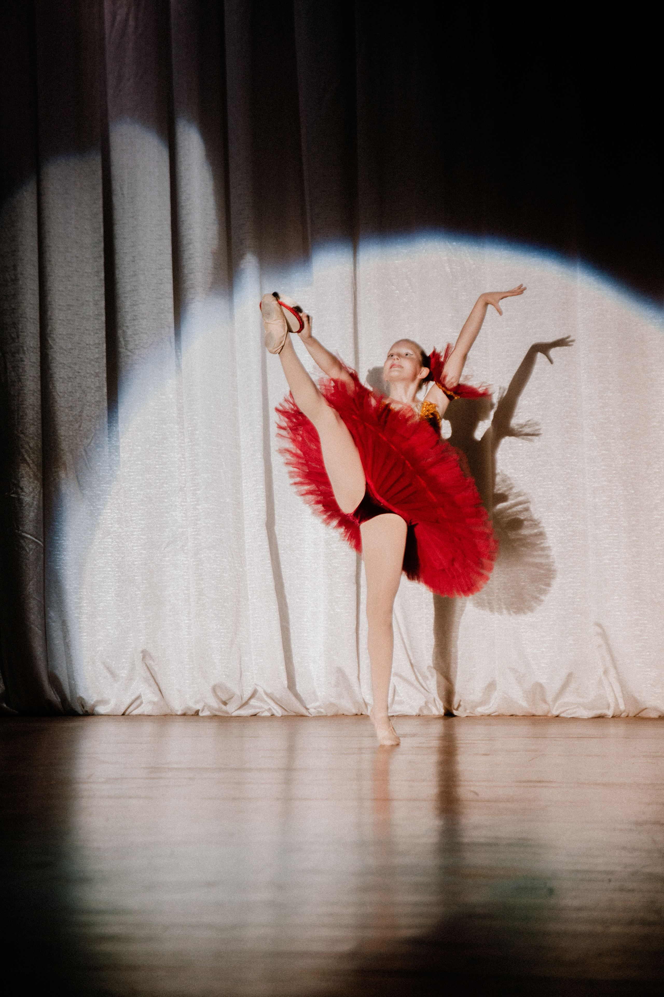 Детский танцевальный концерт. Фотограф на крещение и венчание в Нижнем Новгороде.Свадебный Фотограф