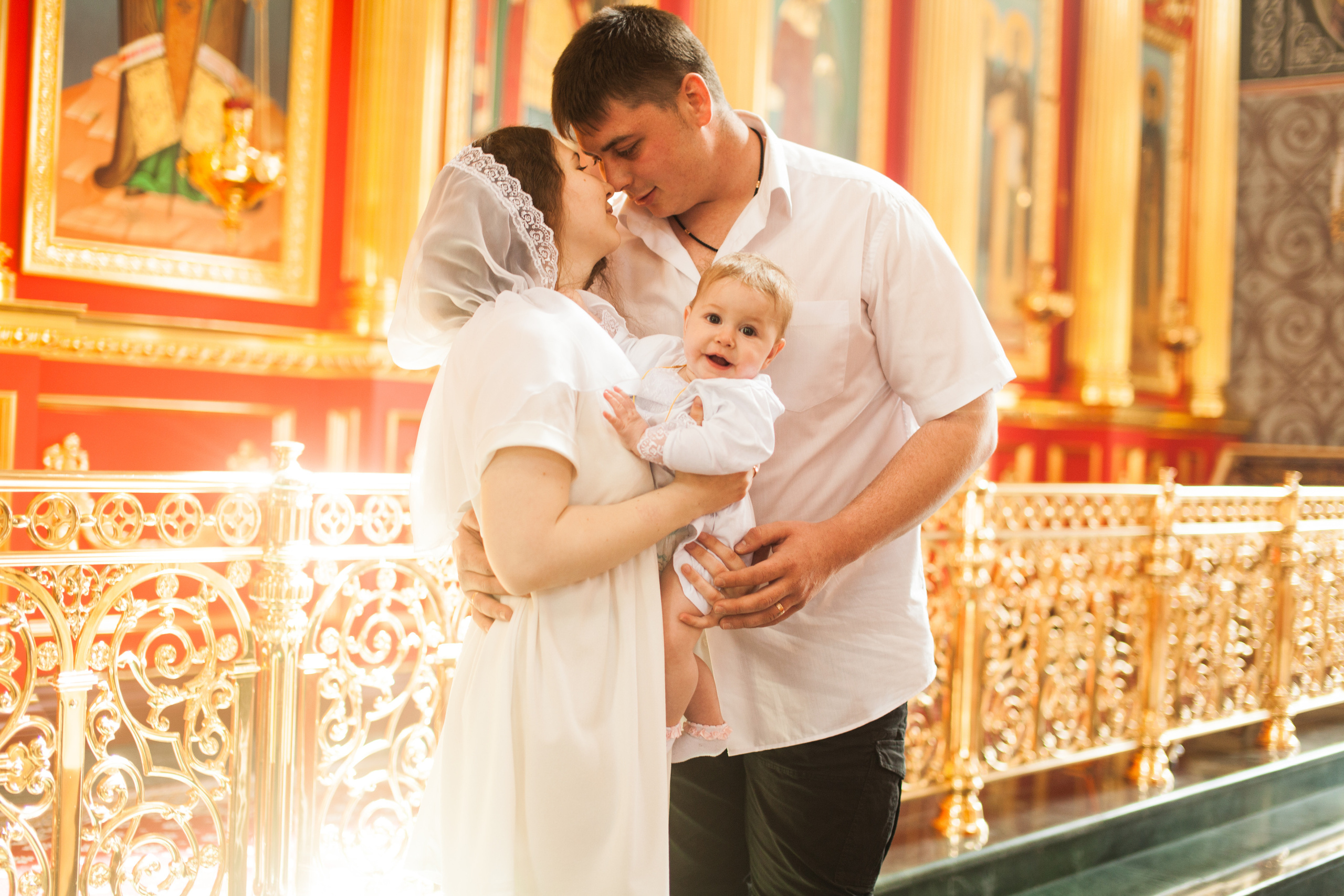 Крещение Василисы Храм Георгия Всеволодовича. Фотограф на крещение и венчание в Нижнем Новгороде.Свадебный Фотограф