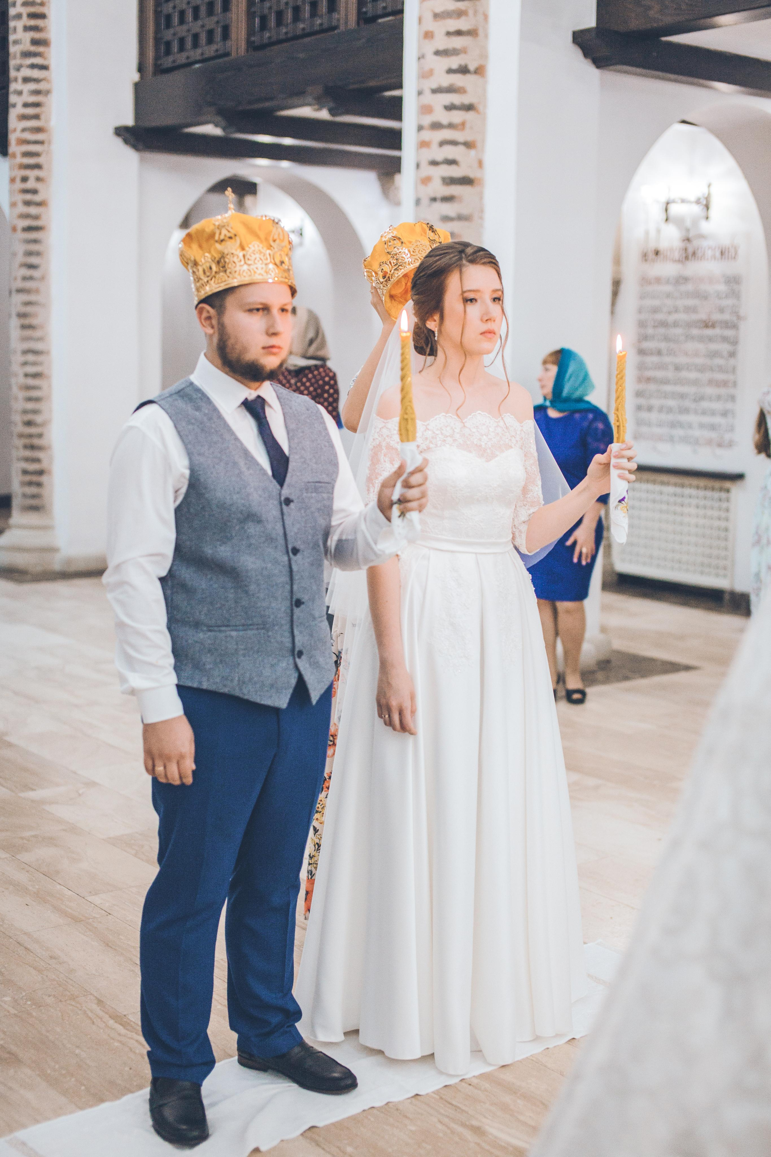 Свадьба и венчание Ильи и Анастасии. Фотограф на крещение и венчание в Нижнем Новгороде.Свадебный Фотограф