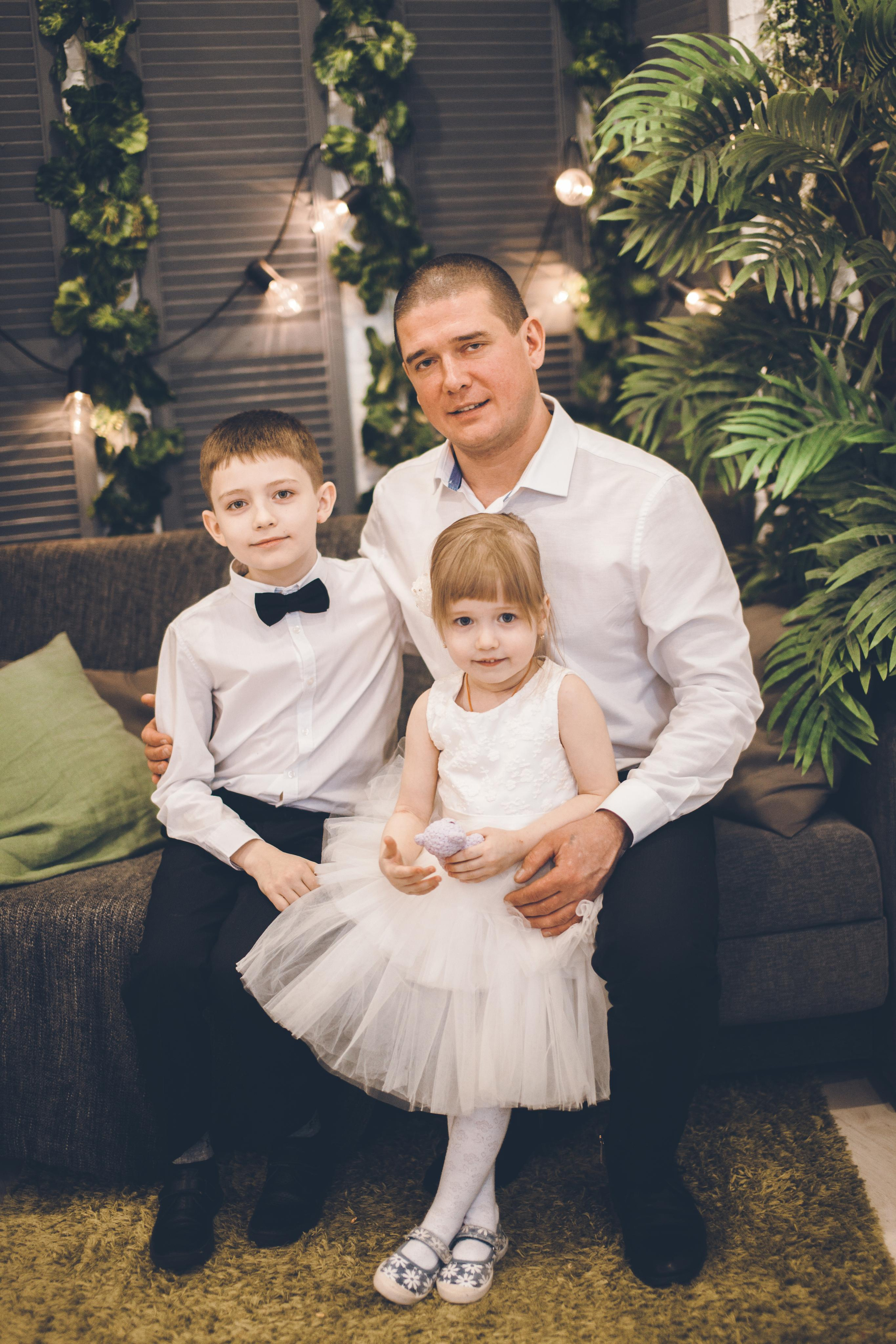 Семейная фотосессия. Фотограф на крещение и венчание в Нижнем Новгороде.Свадебный Фотограф