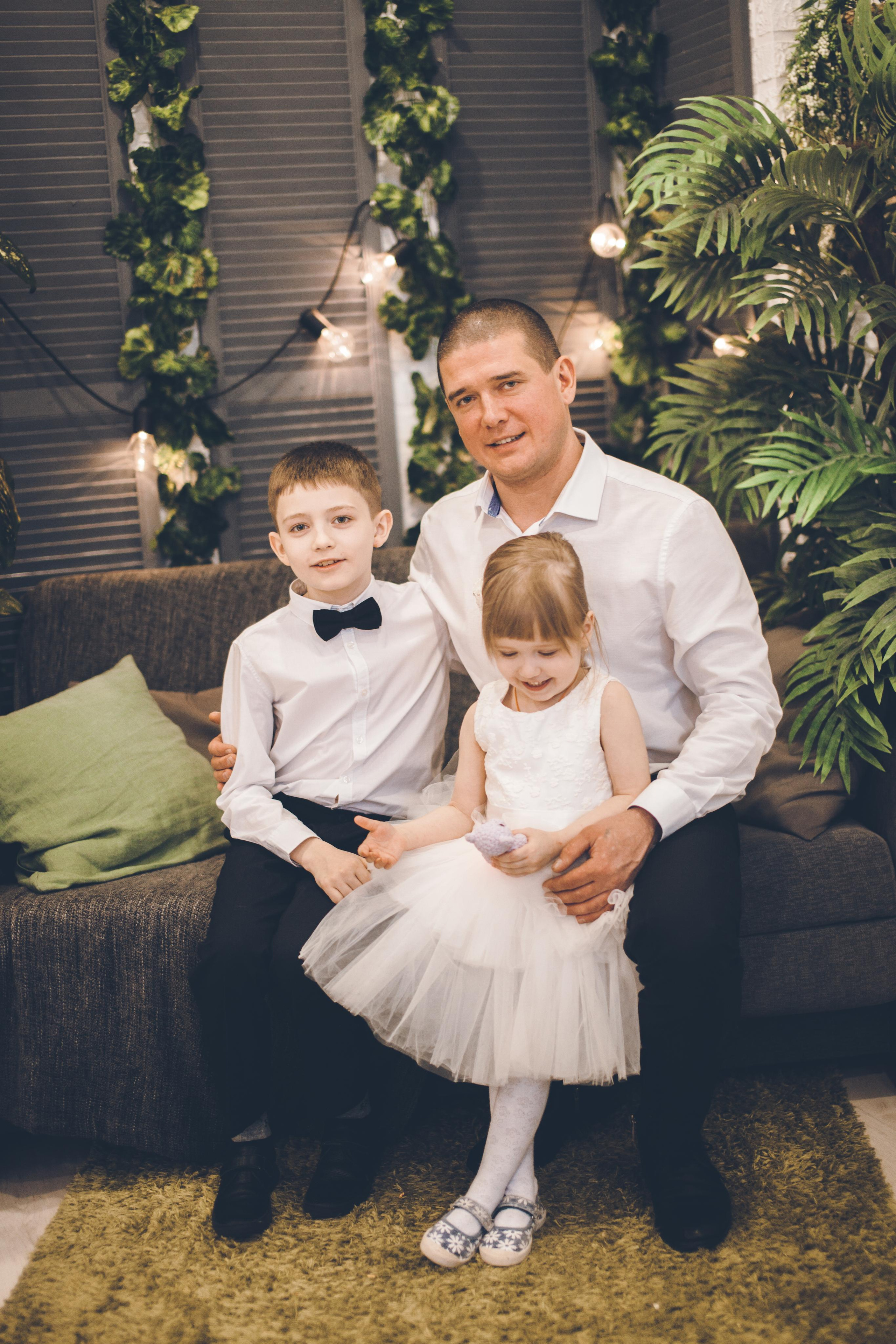 Семейная фотосессия. Фотограф на крещение и венчание в Нижнем Новгороде.Свадебный Фотограф