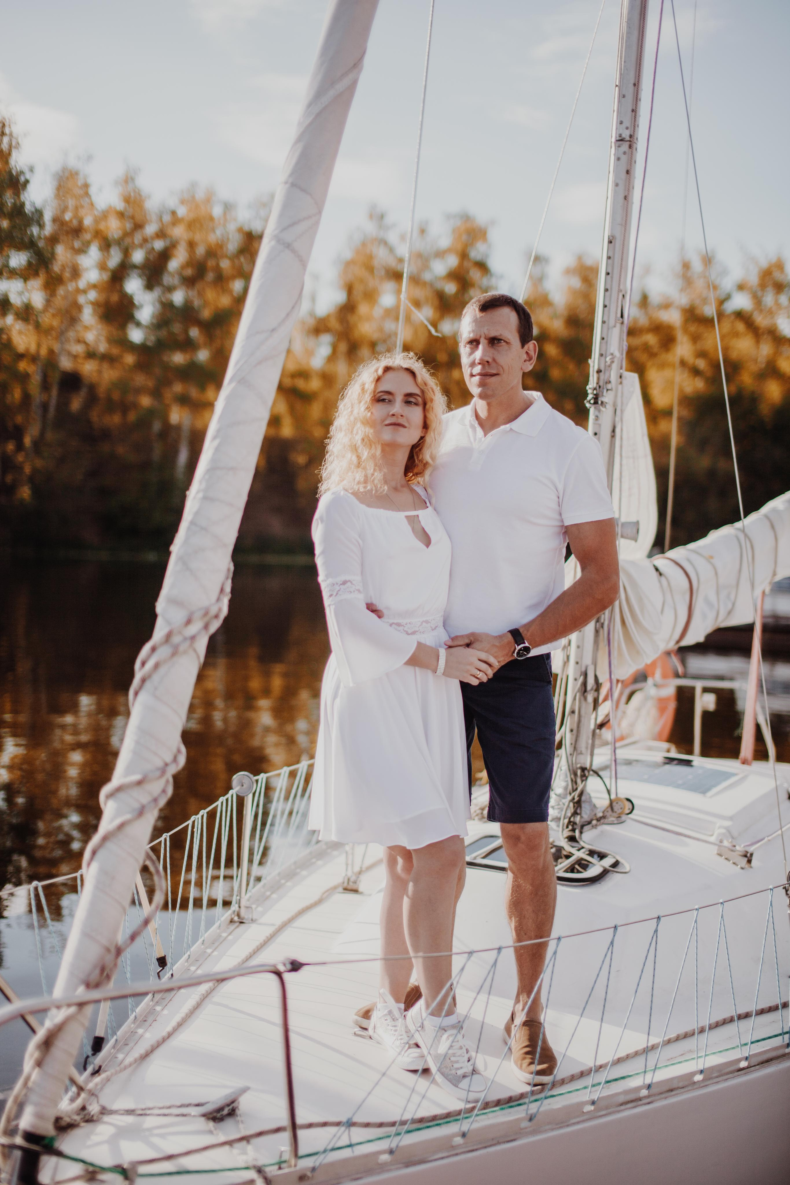 Love story на яхте. Фотограф на крещение и венчание в Нижнем Новгороде.Свадебный Фотограф