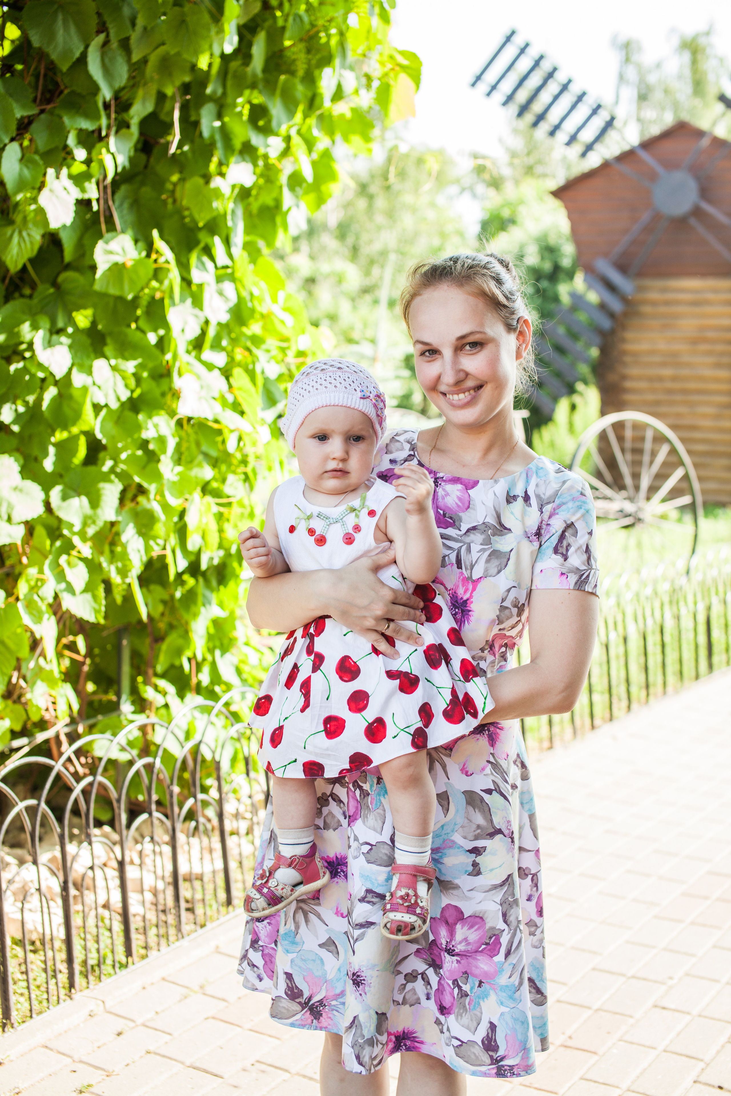 Семейная прогулка в парке. Фотограф на крещение и венчание в Нижнем Новгороде.Свадебный Фотограф