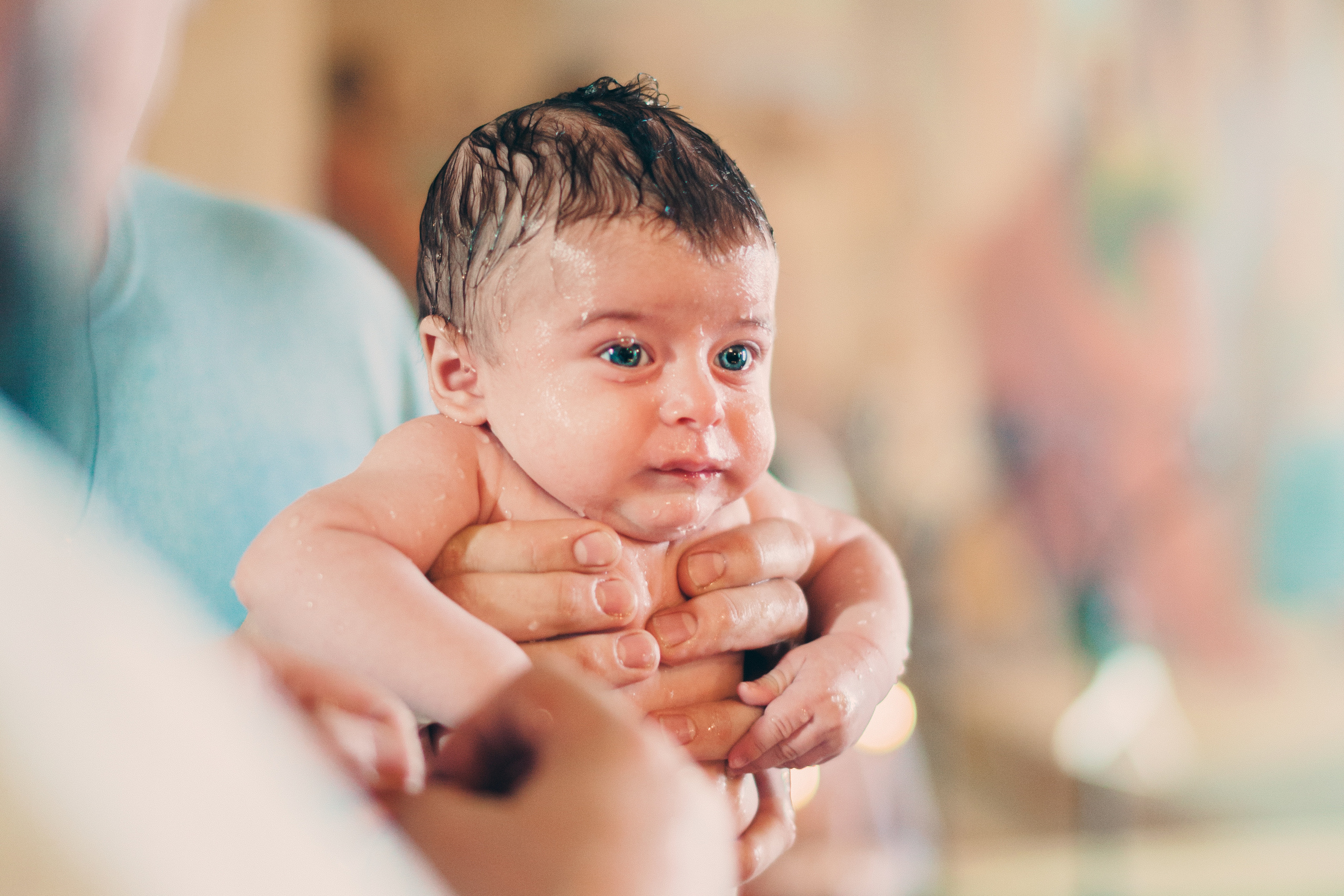 Крещение Церковь святых Жён-Мироносиц. Фотограф на крещение и венчание в Нижнем Новгороде.Свадебный Фотограф