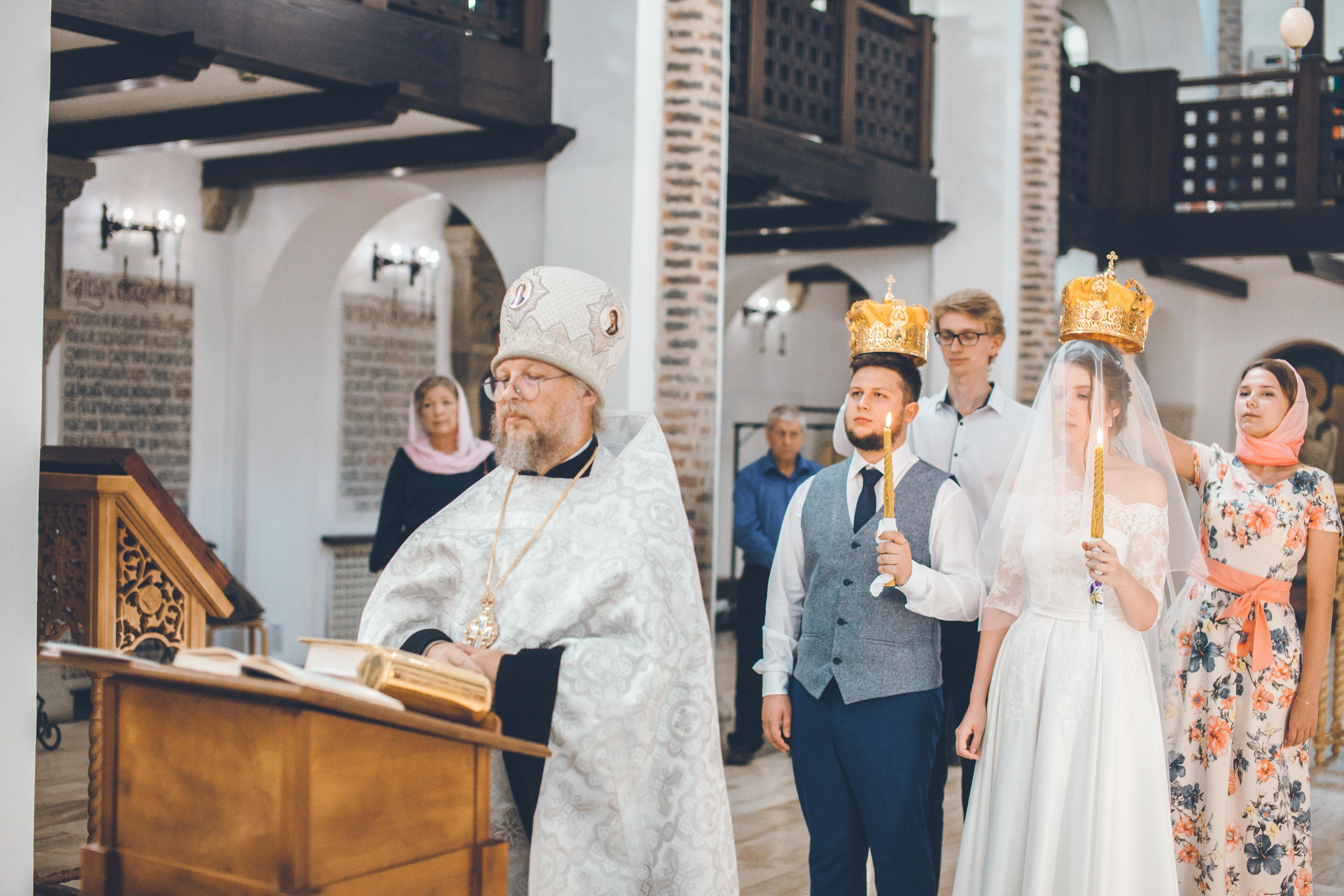 Свадьба и венчание Ильи и Анастасии. Фотограф на крещение и венчание в Нижнем Новгороде.Свадебный Фотограф