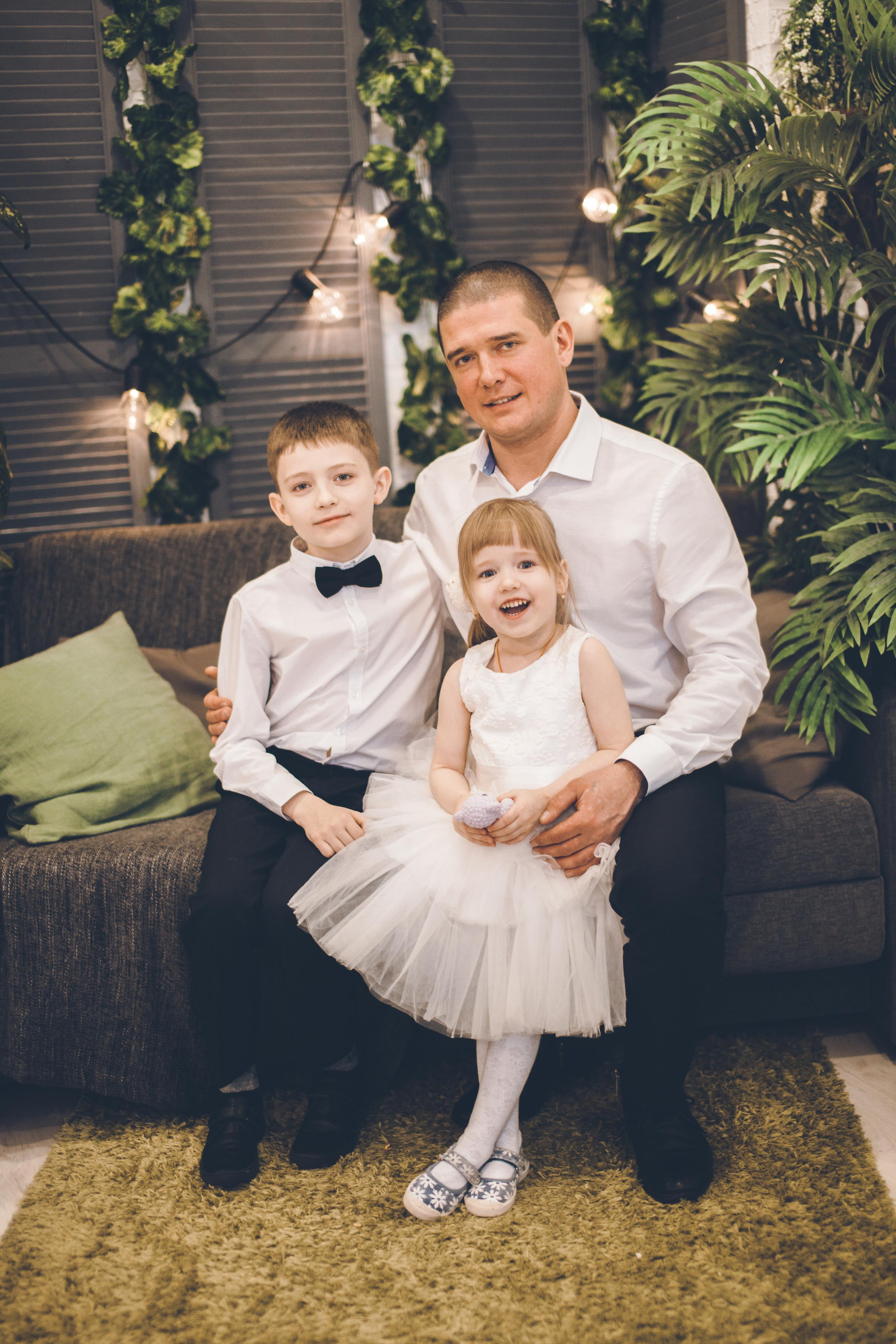 Семейная фотосессия. Фотограф на крещение и венчание в Нижнем Новгороде.Свадебный Фотограф