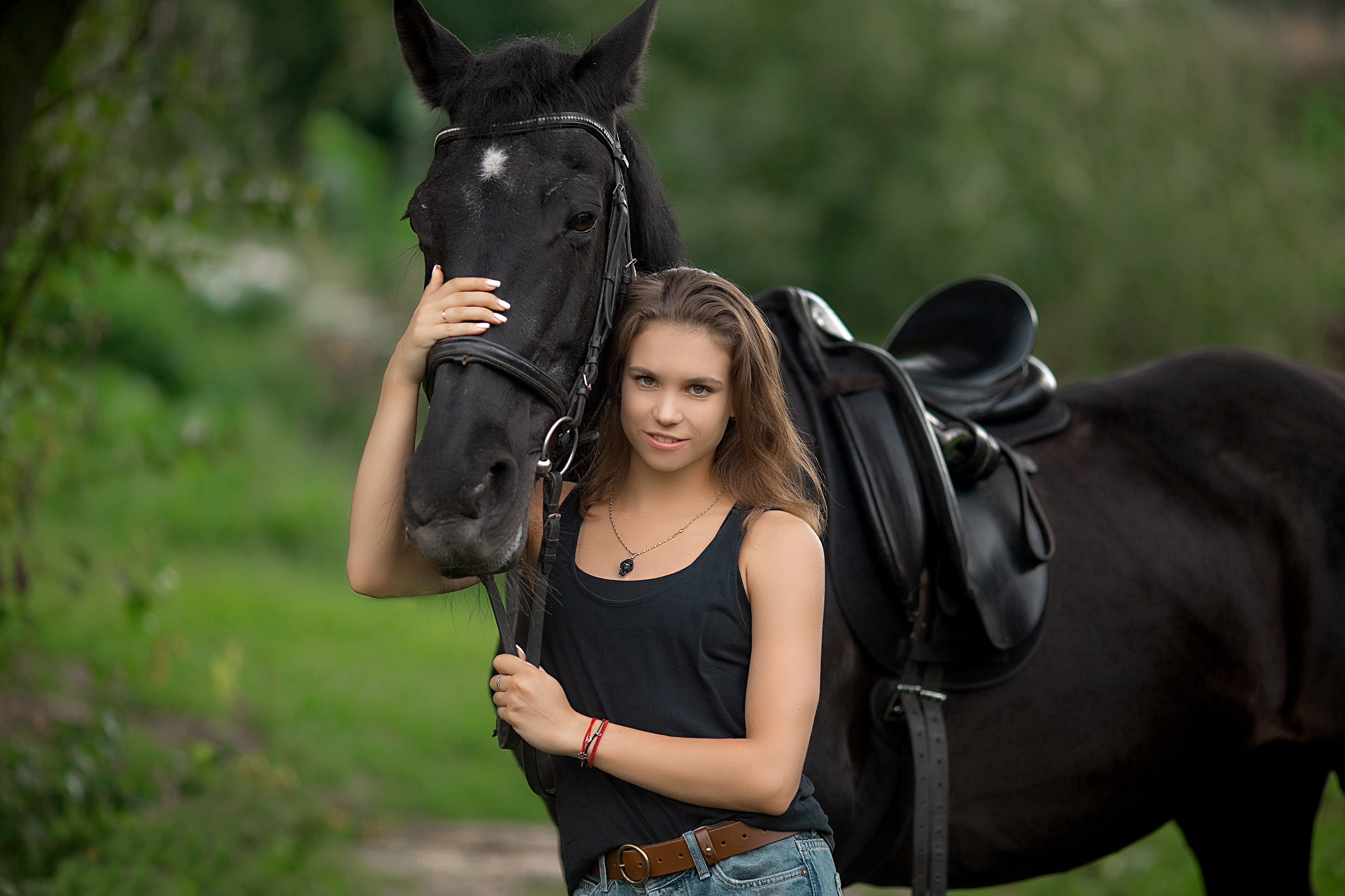 Влада и Жасмин. Фотосессия с лошадьми в Нижнем Новгороде