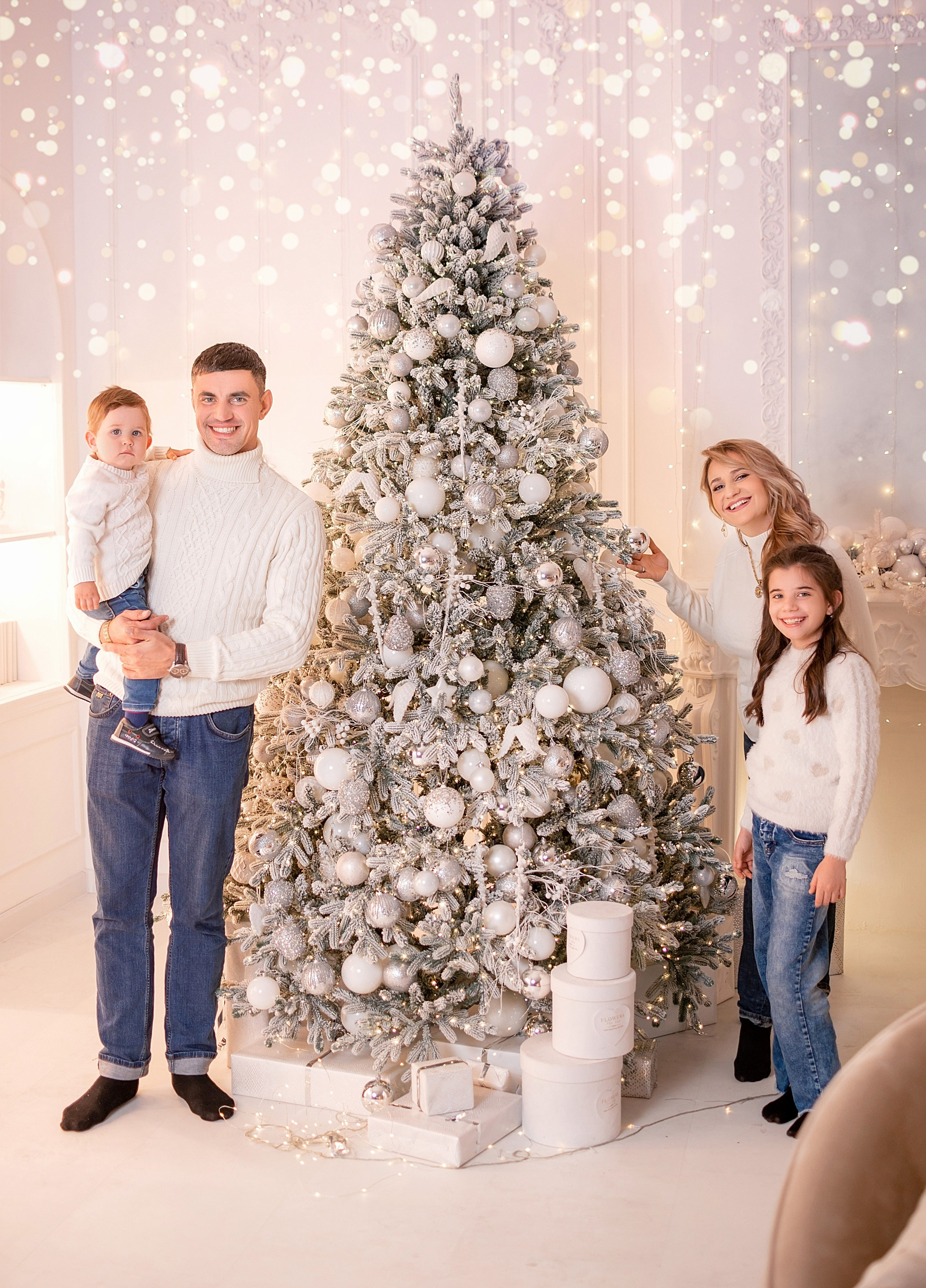 Новогодняя семейная фотосессия в Краснодаре 2023-2024. Фотограф новорожденных Краснодар Малышенко Надежда