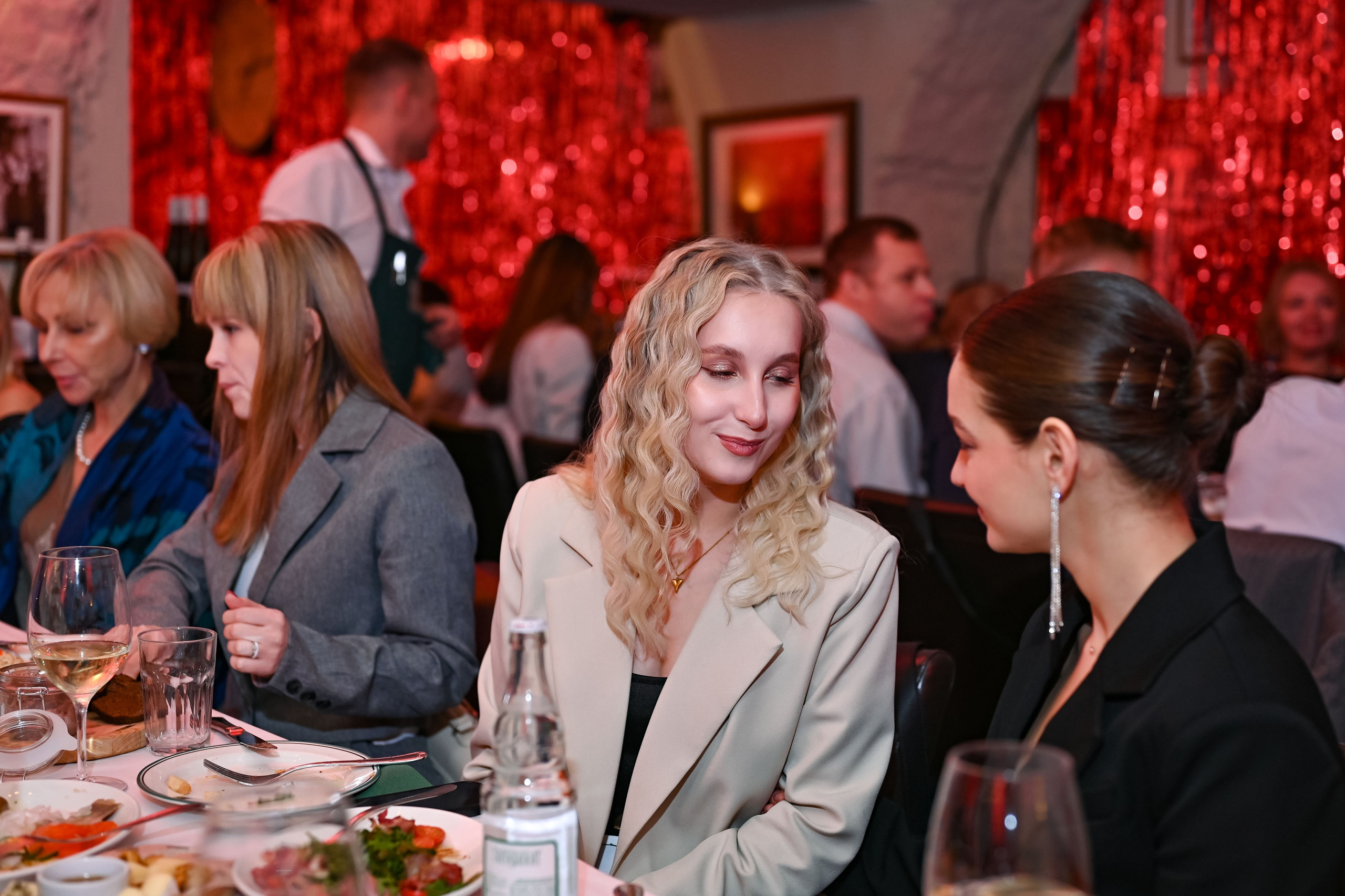 Строганов Стейк Хаус. ZDARONOKIA Репортажный фотограф