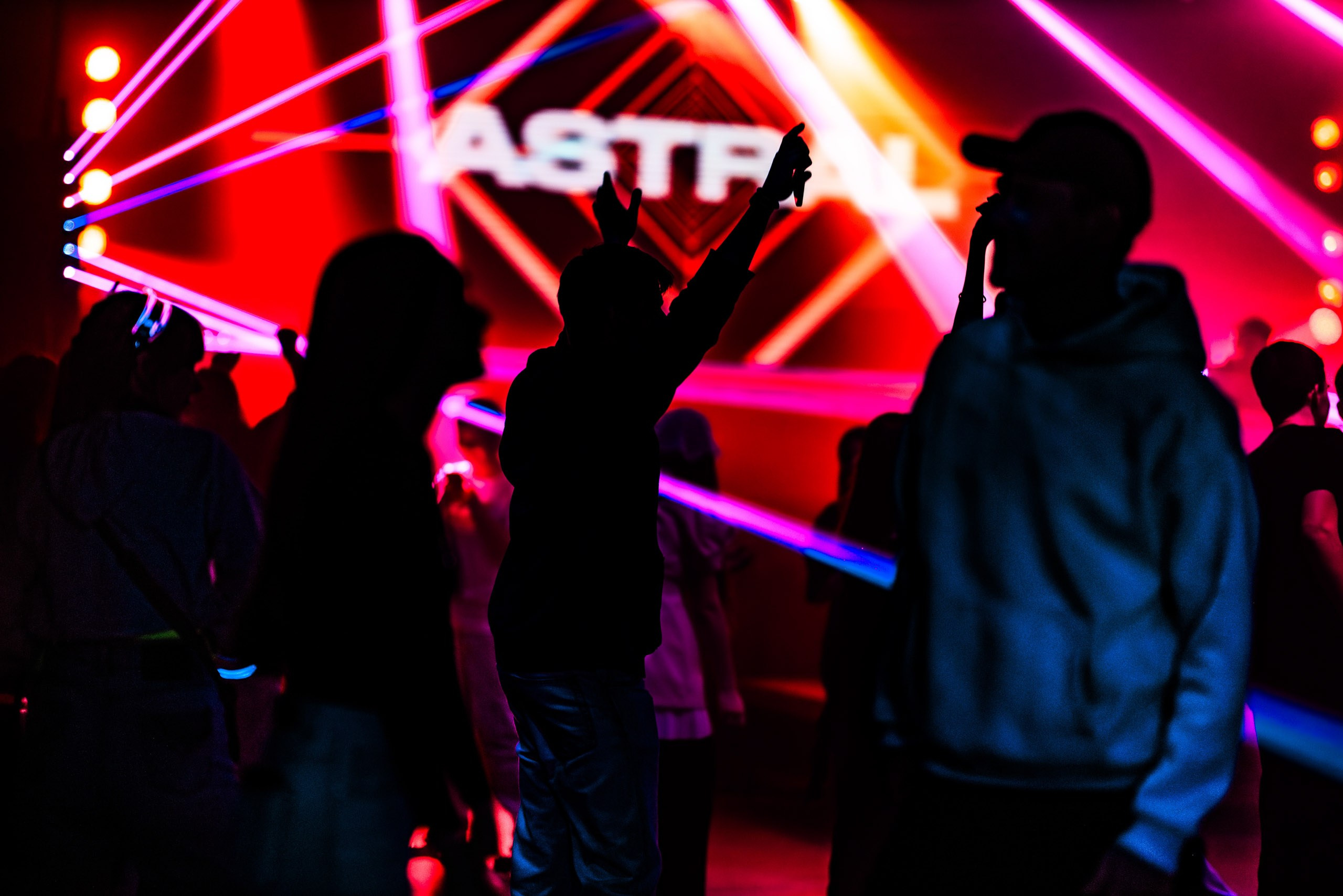 Zodiac party. Репортажный фотограф Екатеринбург | Яркий, качественный репортаж | Концерты, клубы, репортаж, праздники, корпоративы